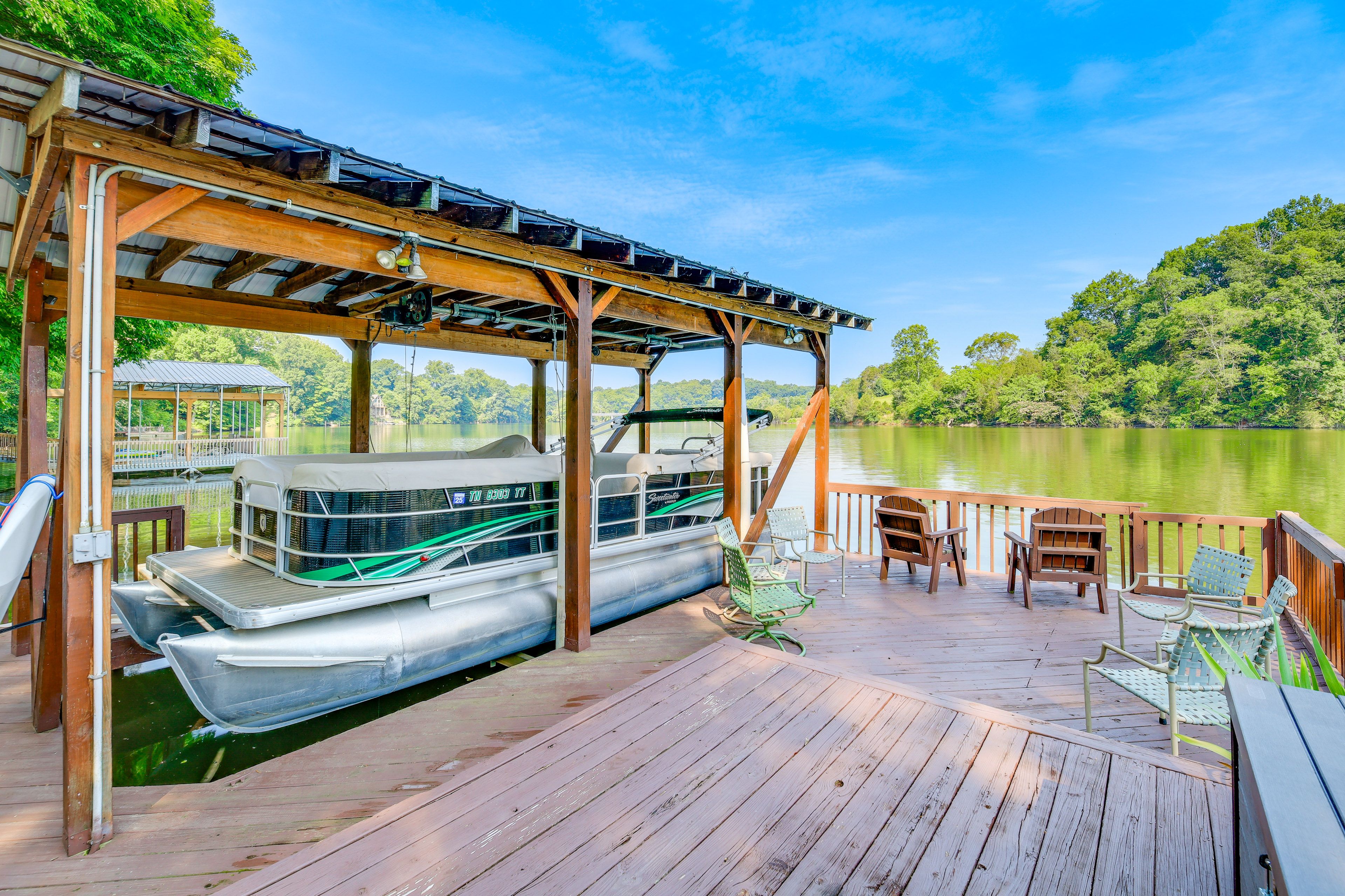 Boat Dock | Seating | Paddle Board | Kayaks