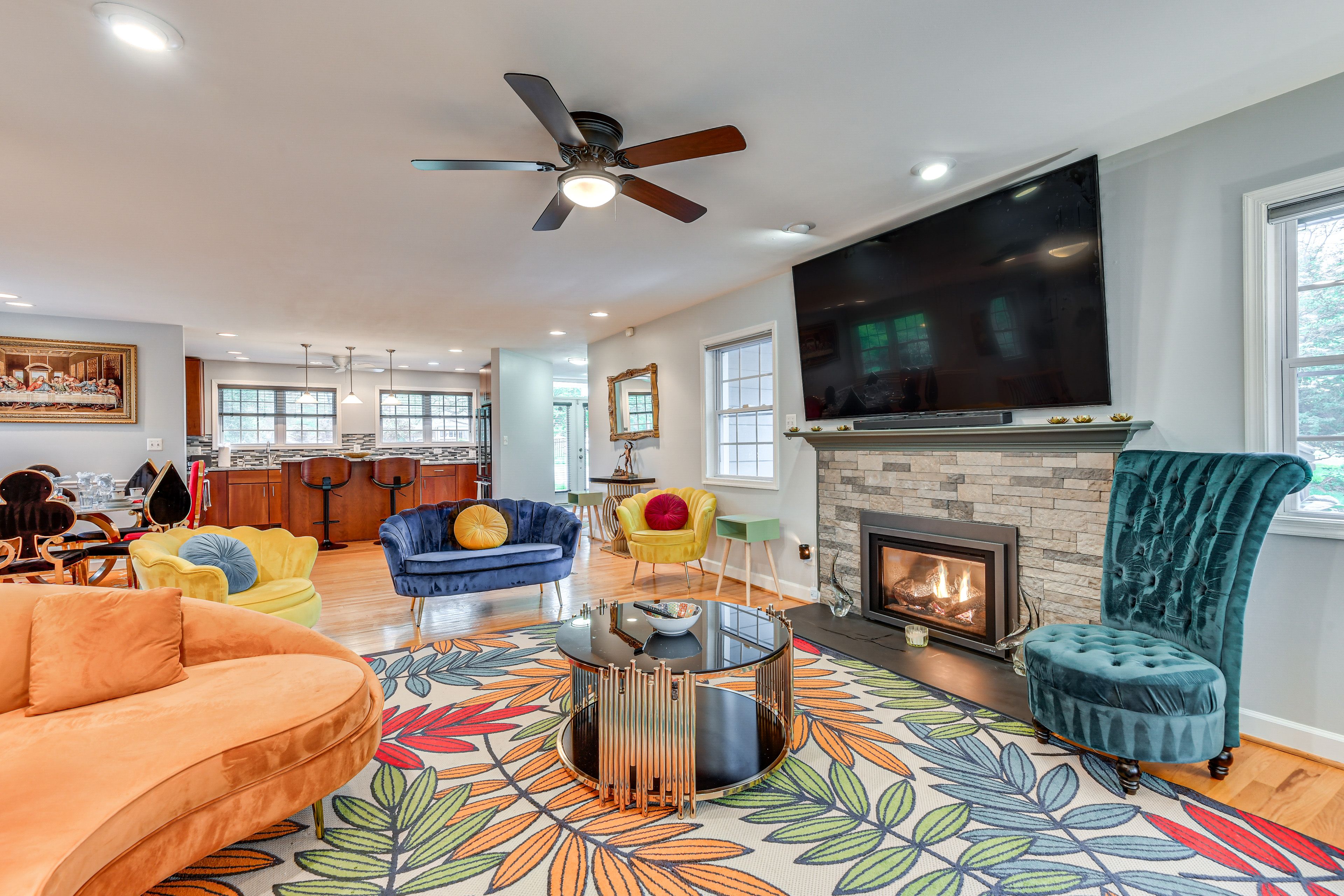 Silver Spring Vacation Rental | 3BR | 2BA | 2,100 Sq Ft | 1 Small Step to Enter