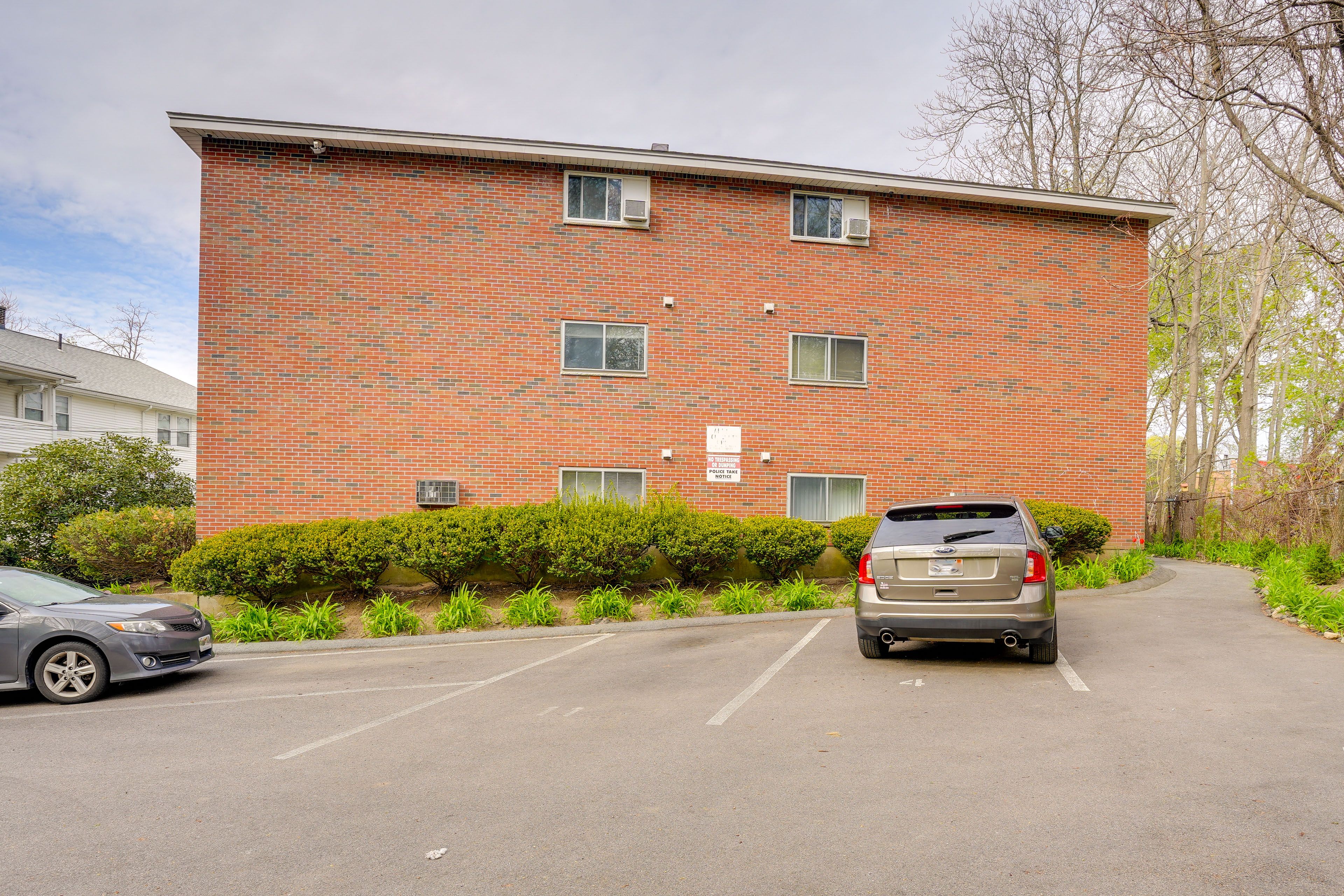 Parking | Designated Parking Space (1 Vehicle)
