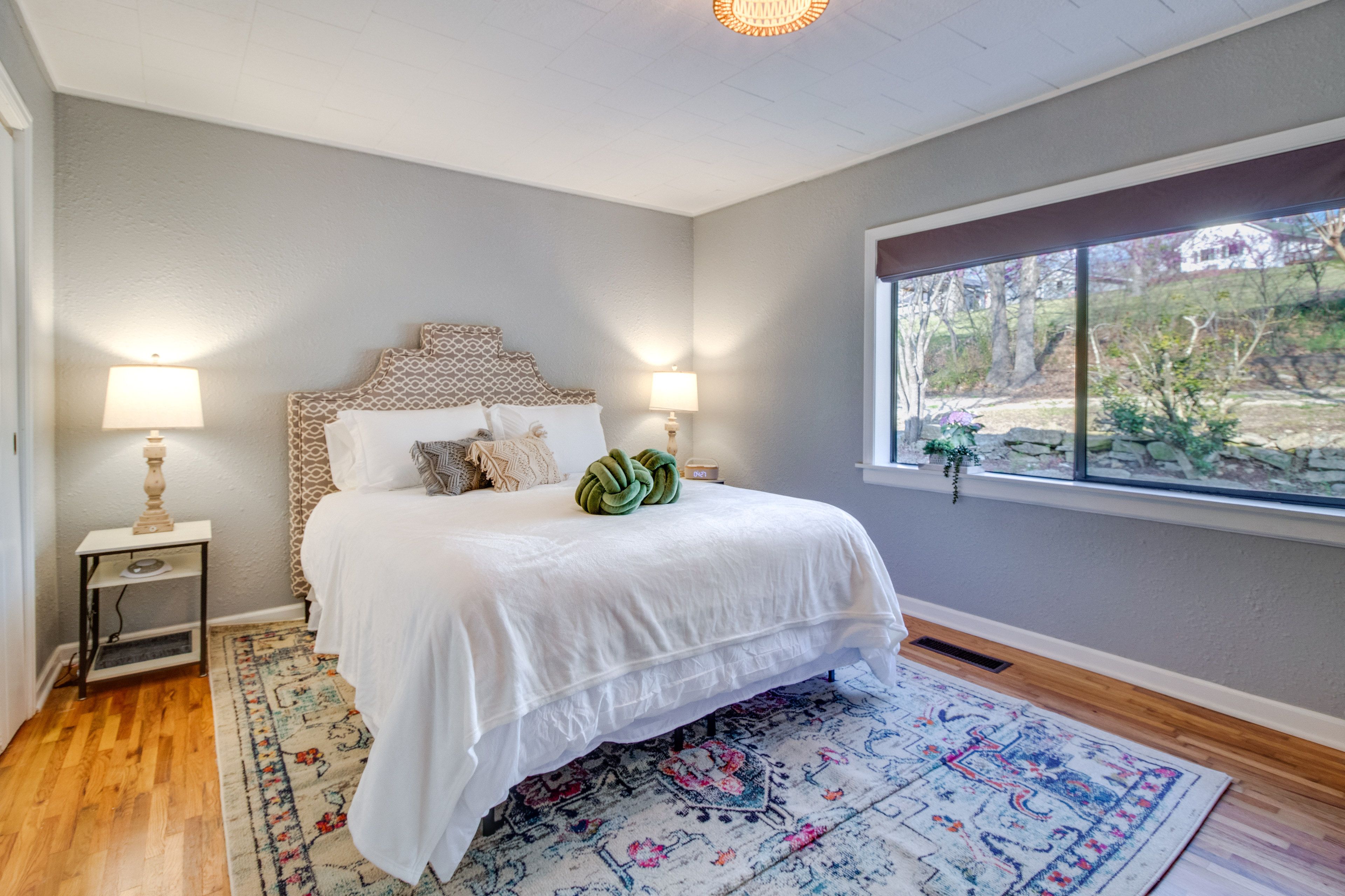 Bedroom 3 | Queen Bed