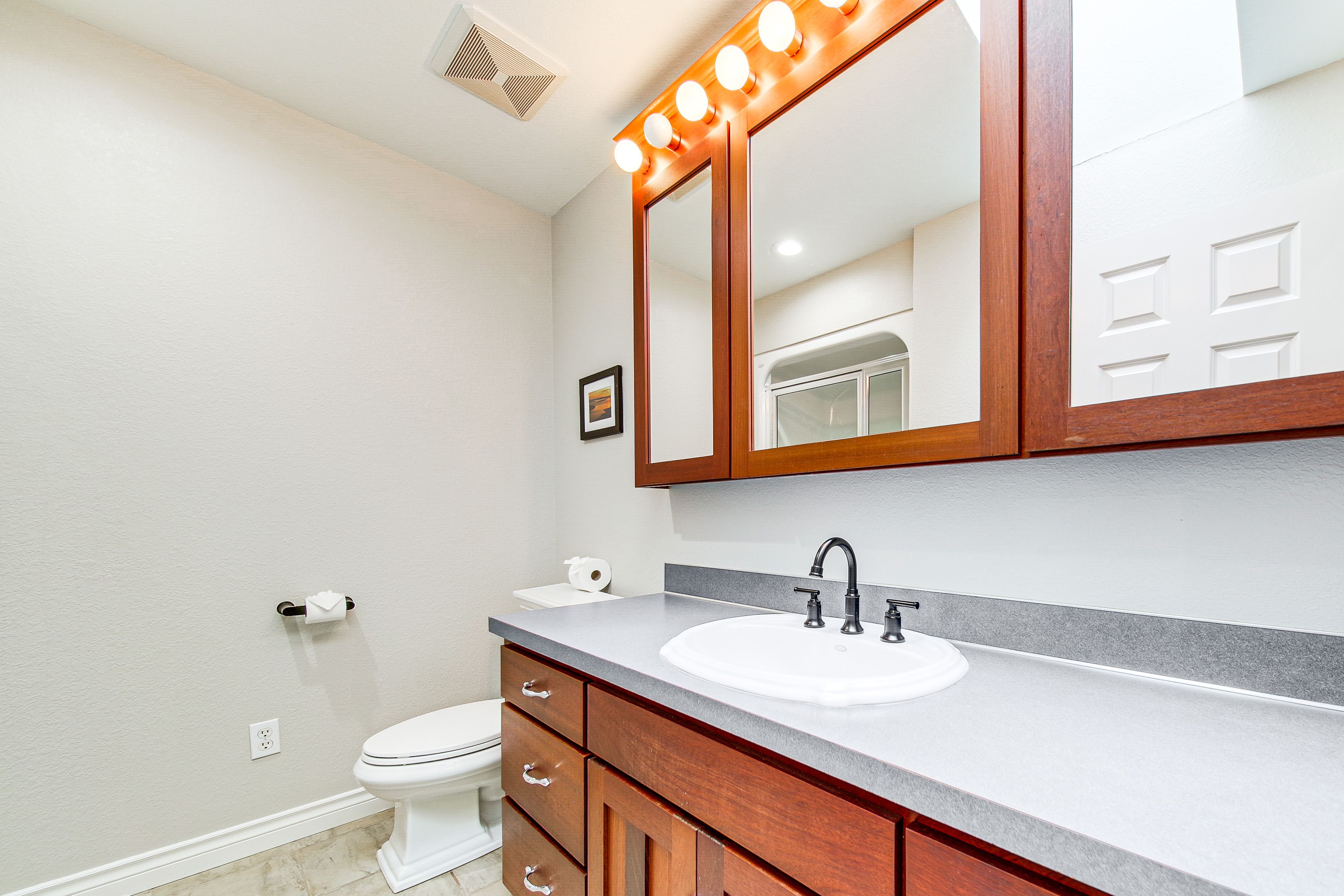 En-Suite Bathroom | Shower | Complimentary Toiletries | 1st Floor