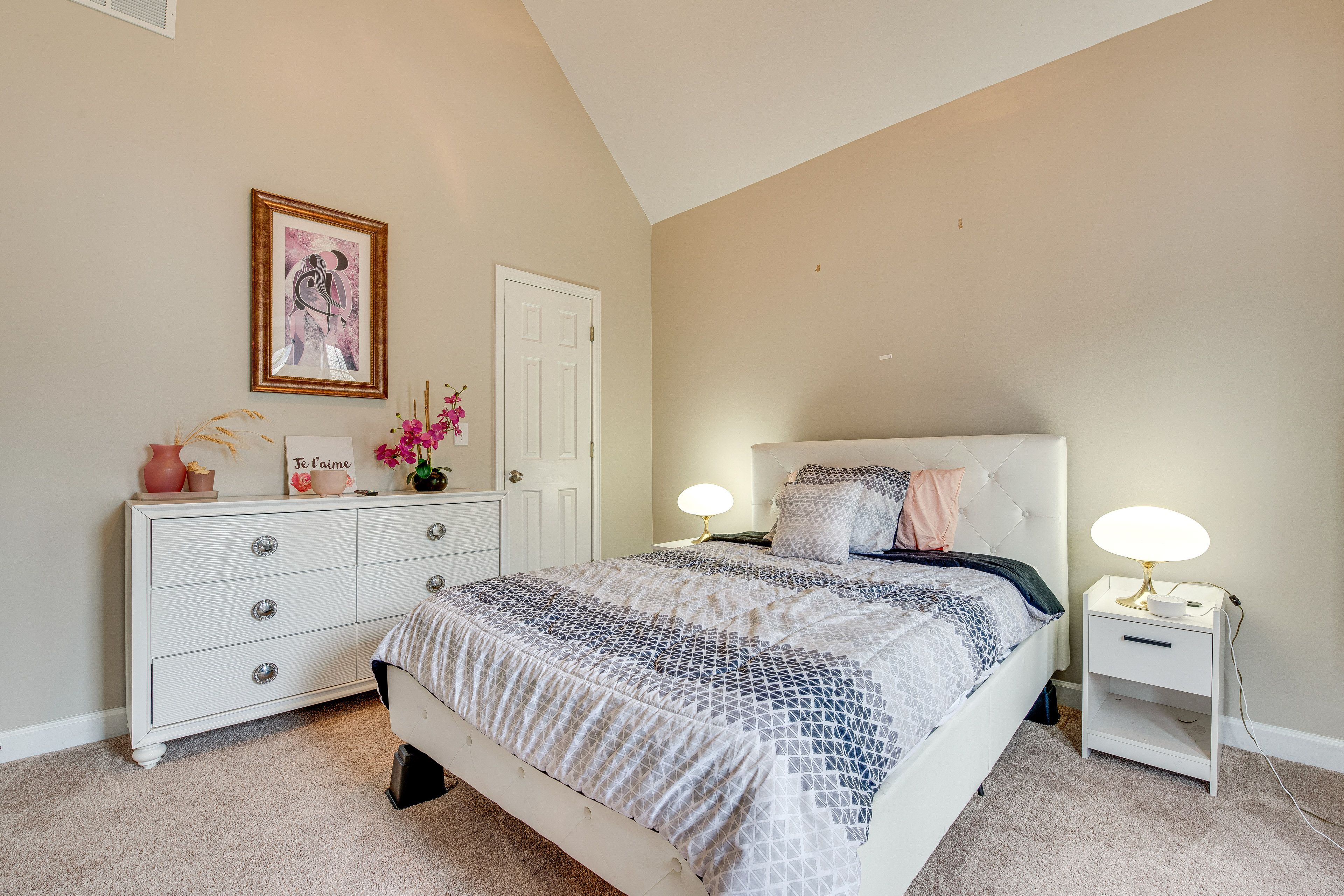 Bedroom 4 | 2nd Floor | Full Bed | Smart TV