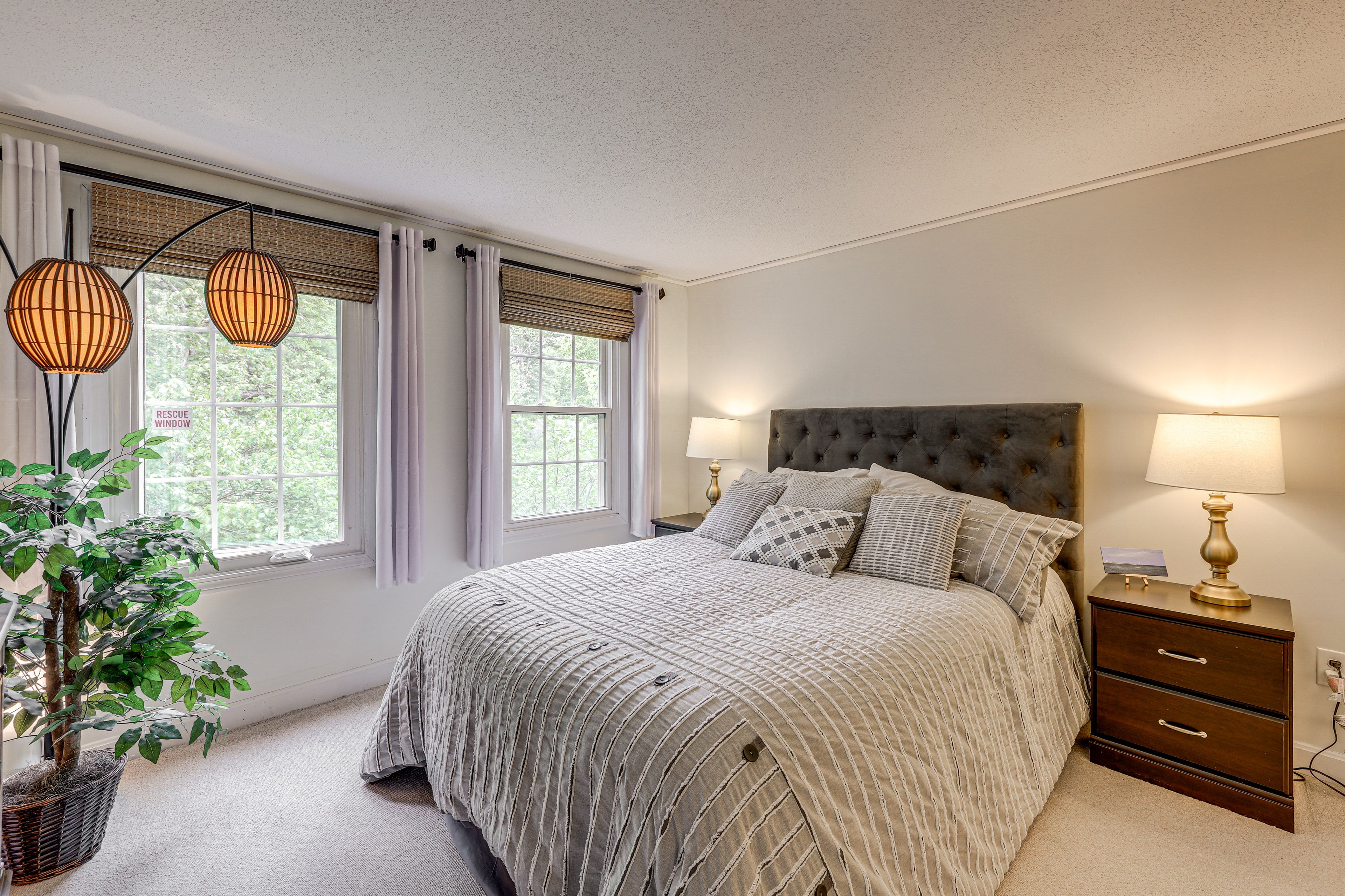 Bedroom 1 | King Bed | Linens Provided | 2nd Floor | Office Area