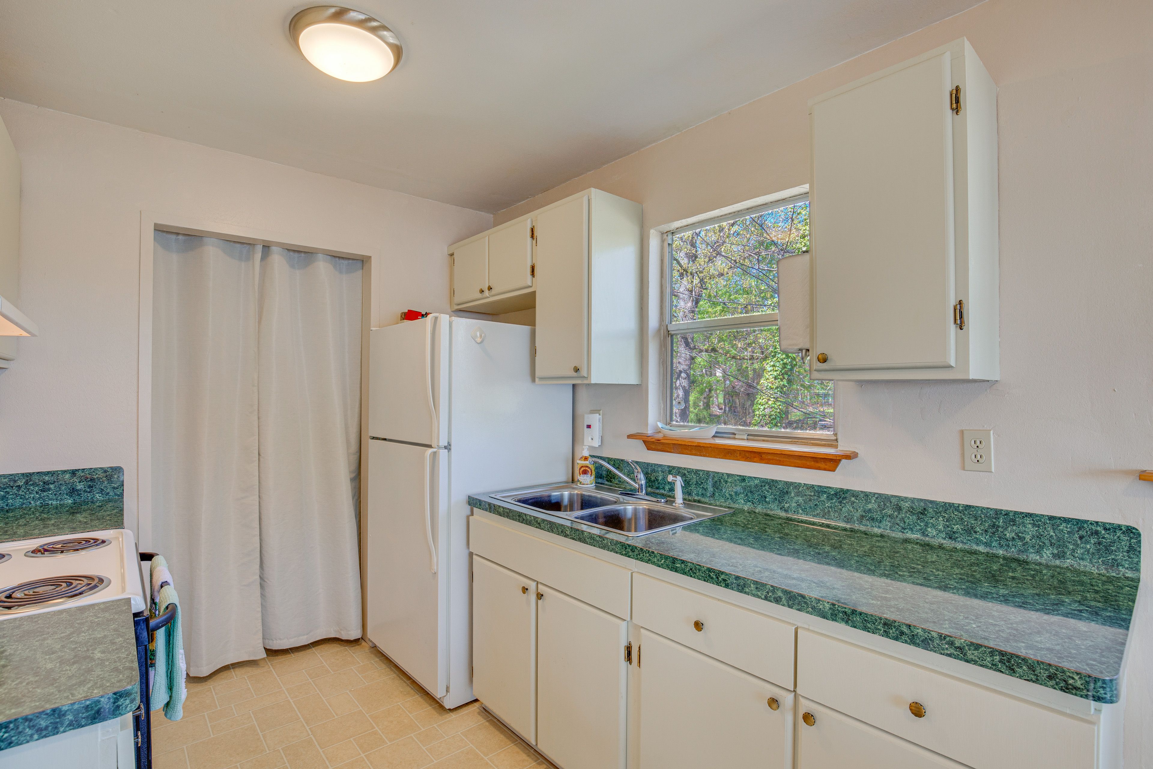 Kitchen | Cooking Basics | Drip Coffee Maker