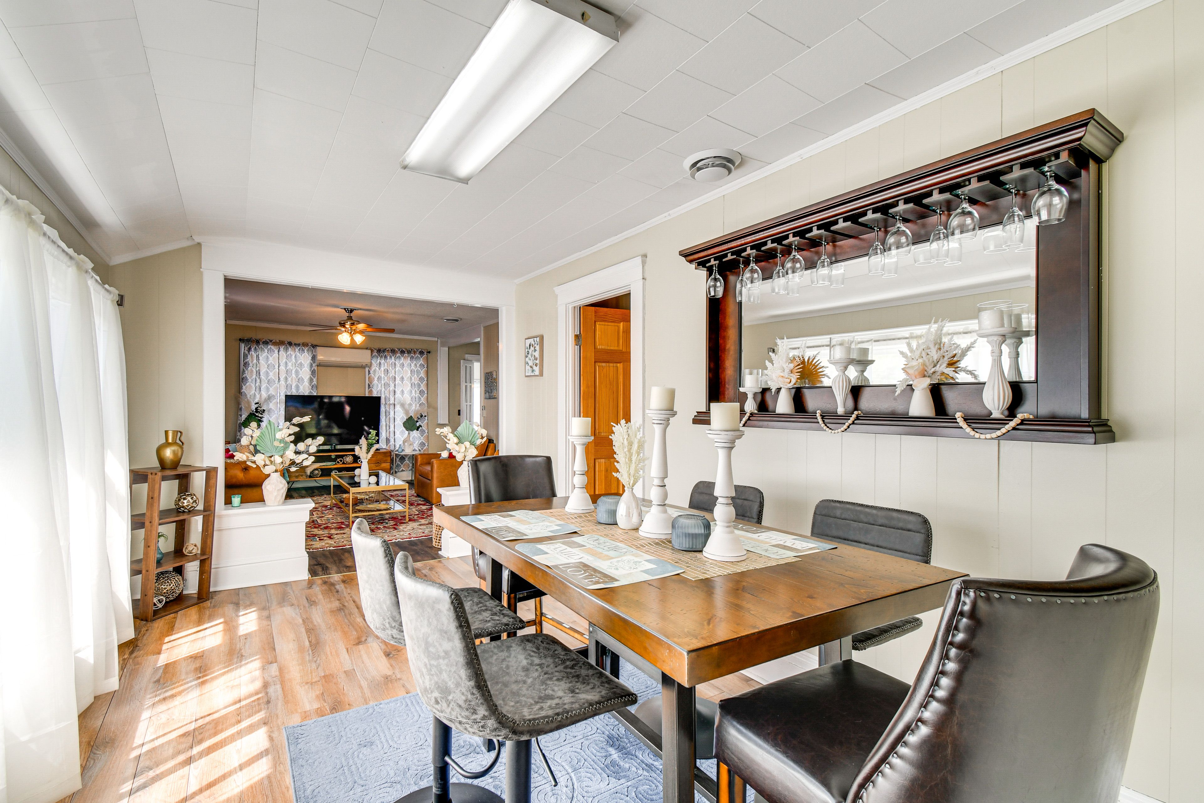 Dining Room | Single-Story Apartment