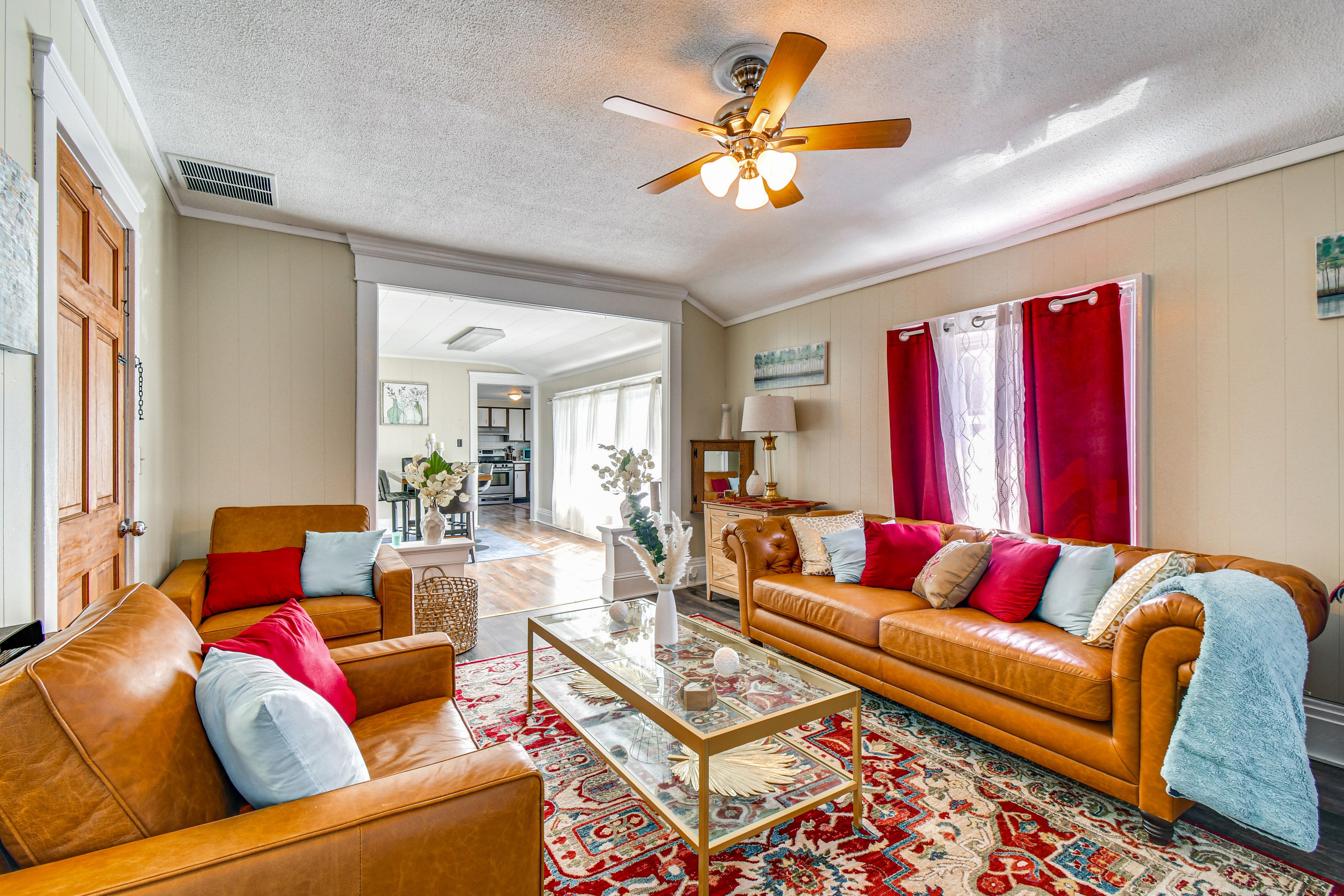 Oswego Vacation Rental | 2BR | 1BA | 1,000 Sq Ft | Stairs Required to Enter