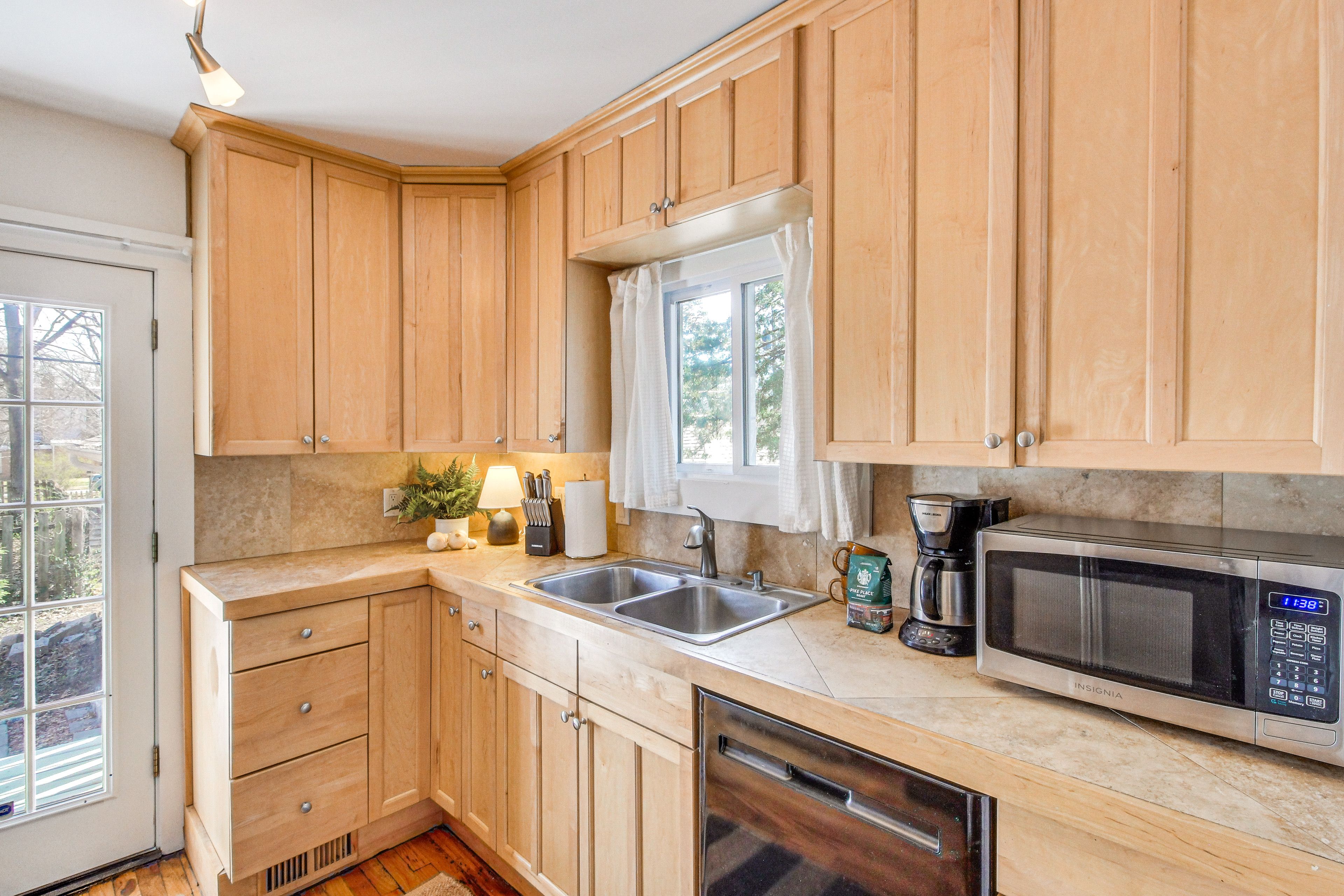 Kitchen | Basic Cooking Essentials | Drip Coffee Maker | Dishwasher | 1st Floor