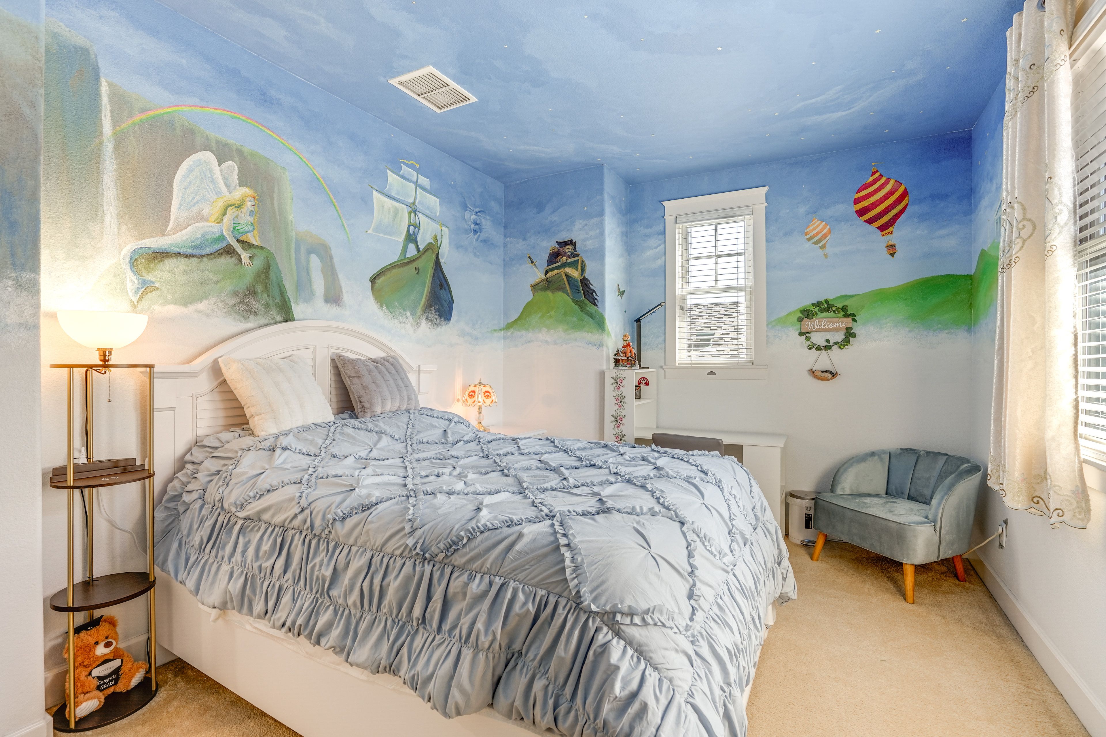 Bedroom 2 | 2nd Floor | Queen Bed | Linens Provided | Desk