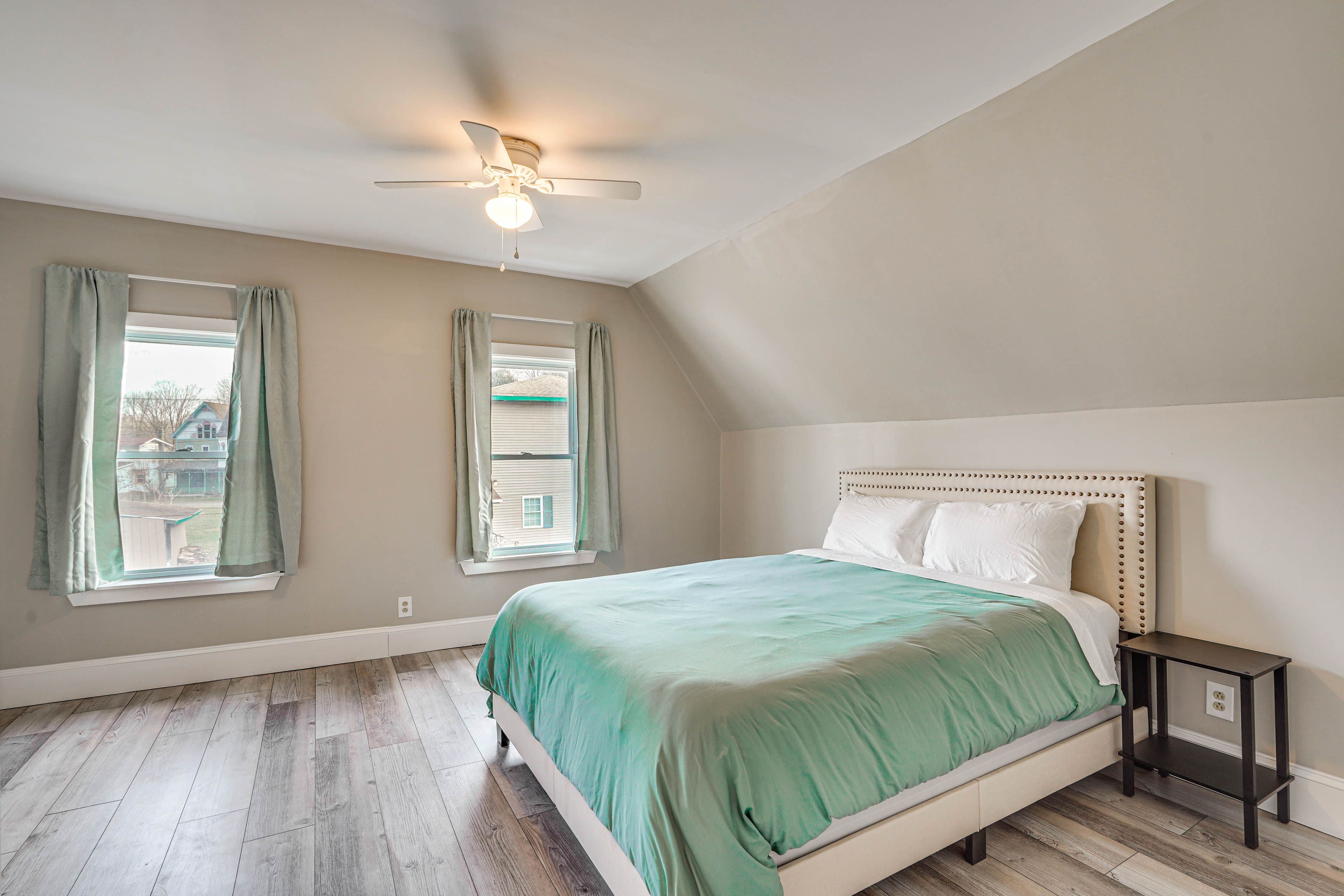 Bedroom 3 | Queen Bed | 2nd Floor