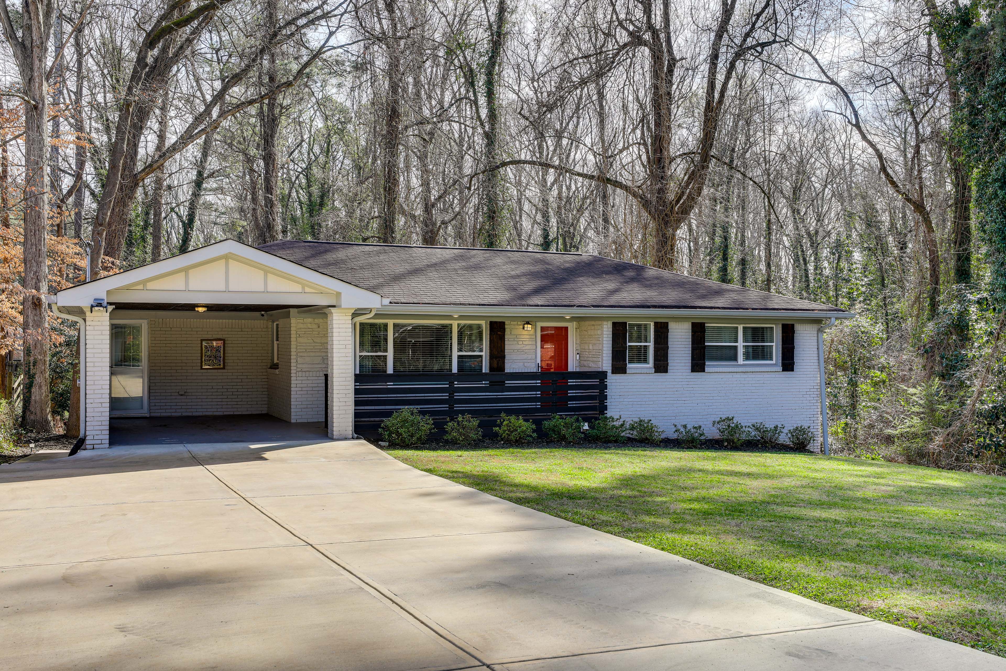 Parking | Carport (1 Vehicle) | Shared Driveway (2 Vehicles)
