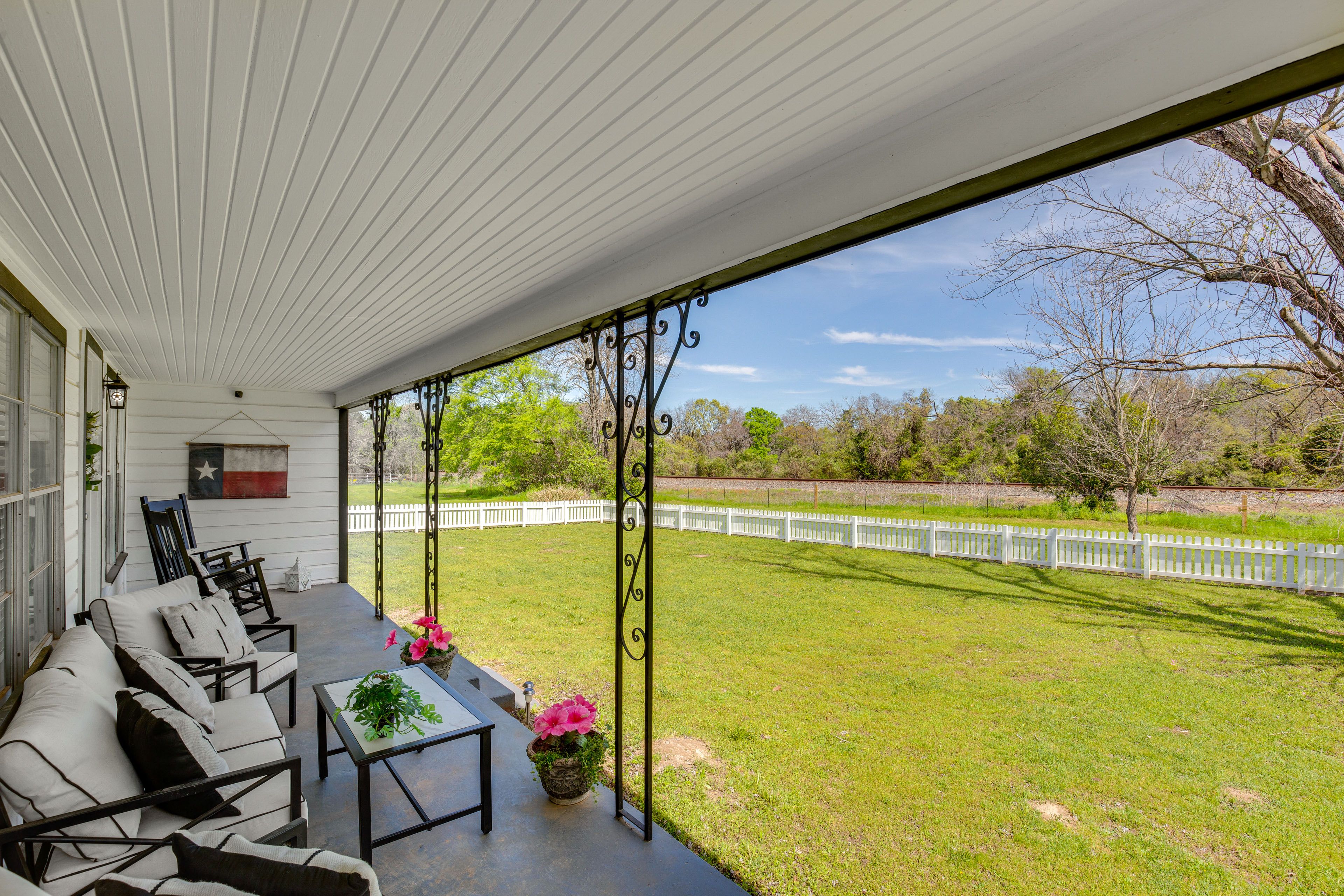 Front Deck | Private Entrance