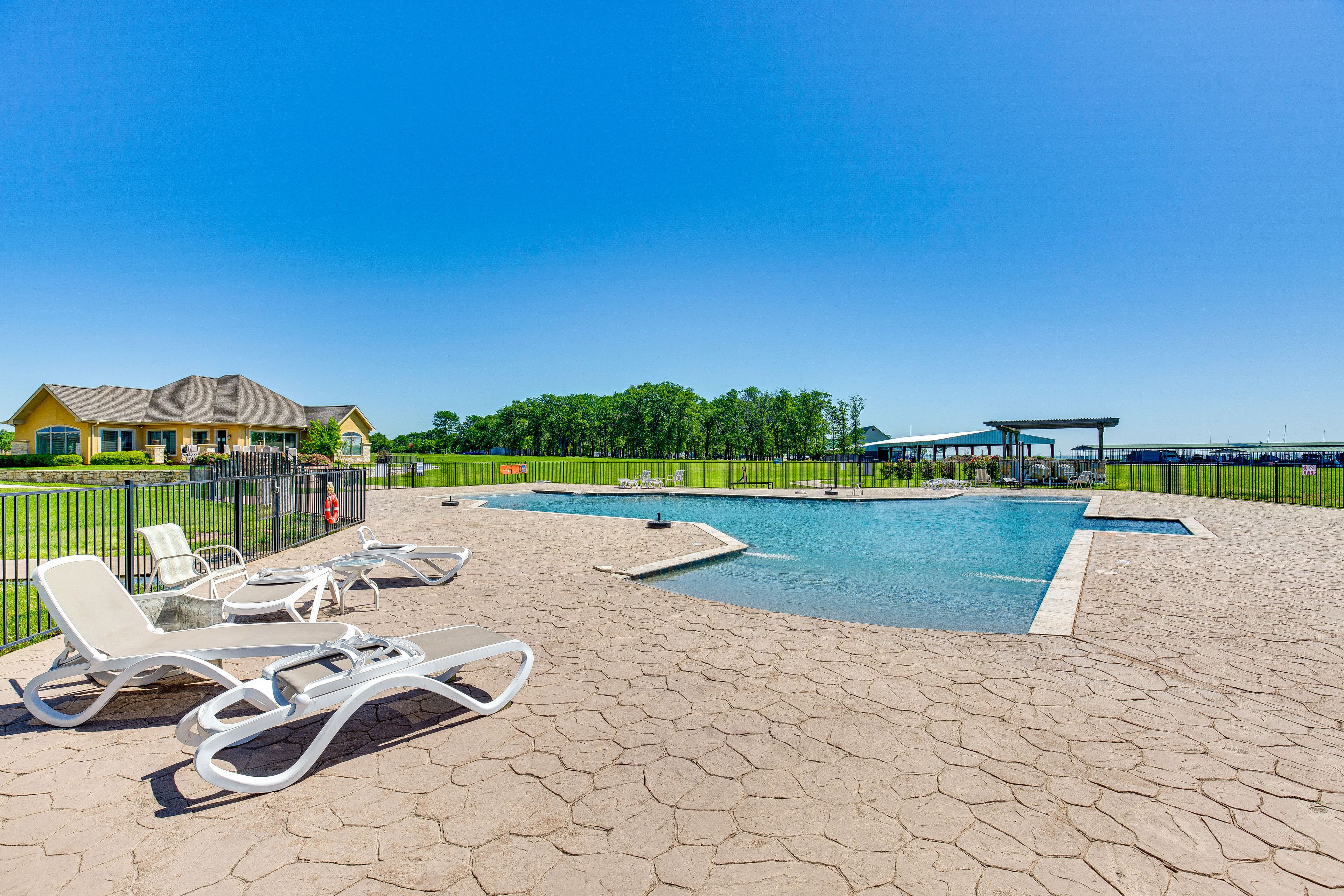 Northshore Harbor Condominiums | Community Amenities