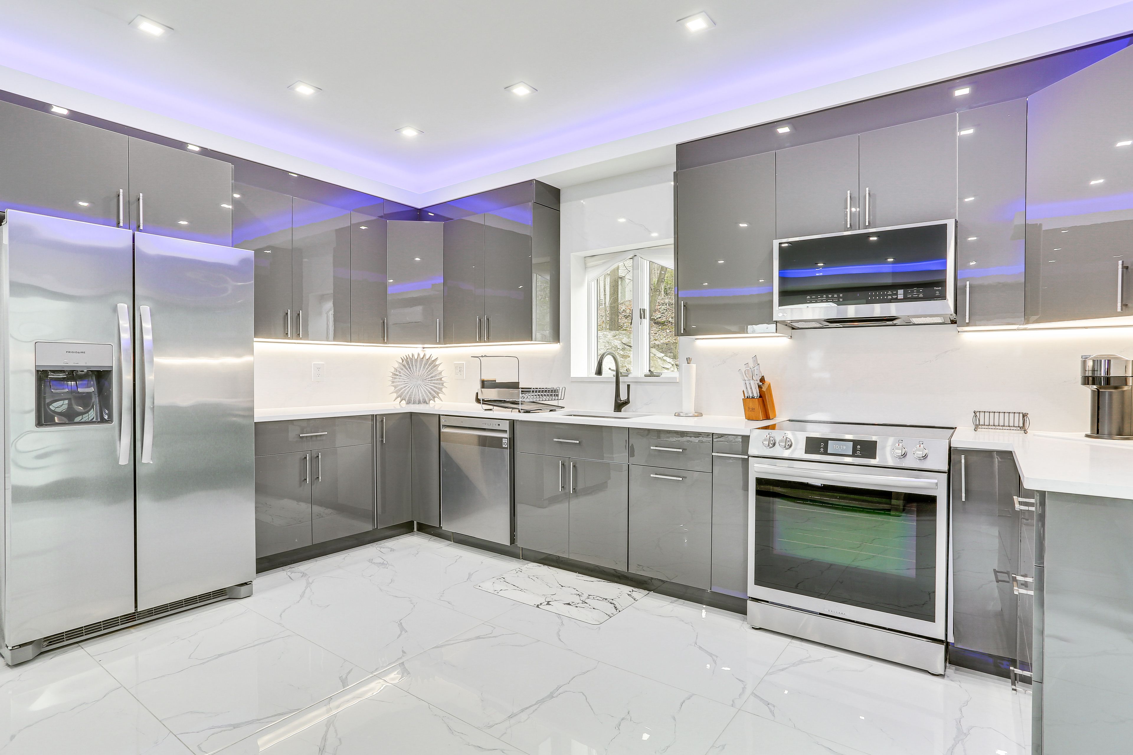 Kitchen | Cooking Basics | Dishwasher | 1st Floor