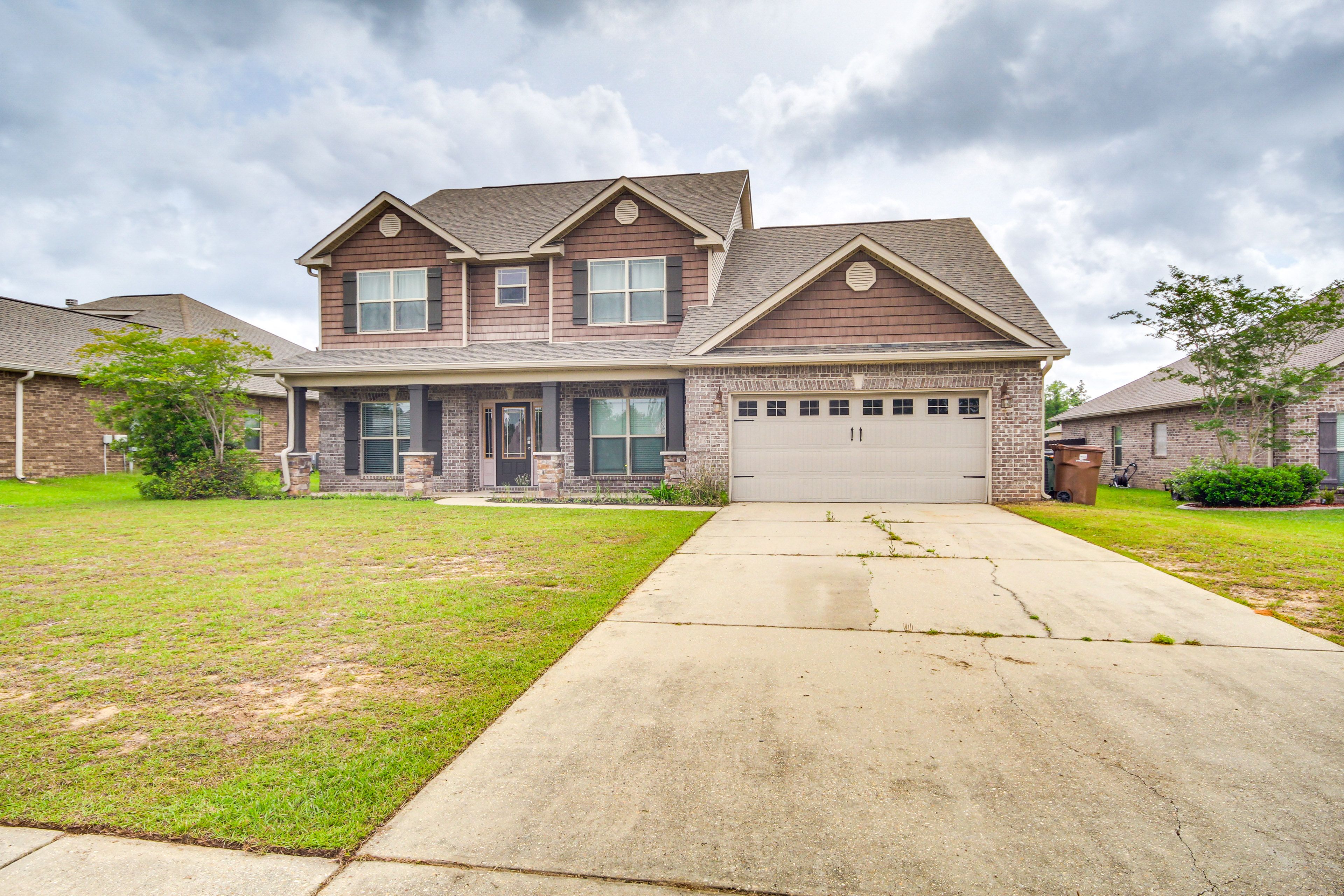 Gulfport Vacation Rental | 5BR | 3.5BA | 3,441 Sq Ft | 1 Step to Enter