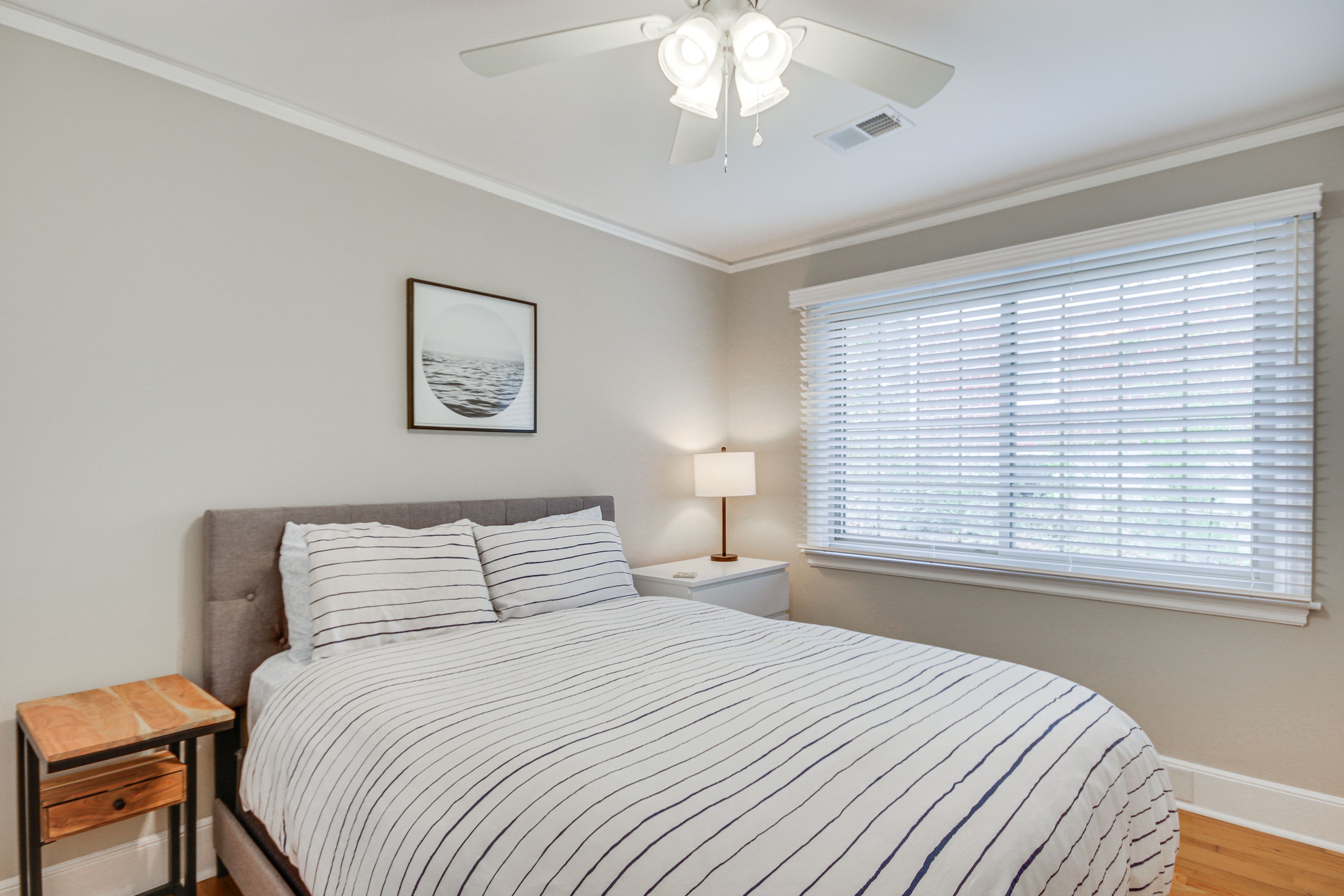 Bedroom 2 | Queen Bed