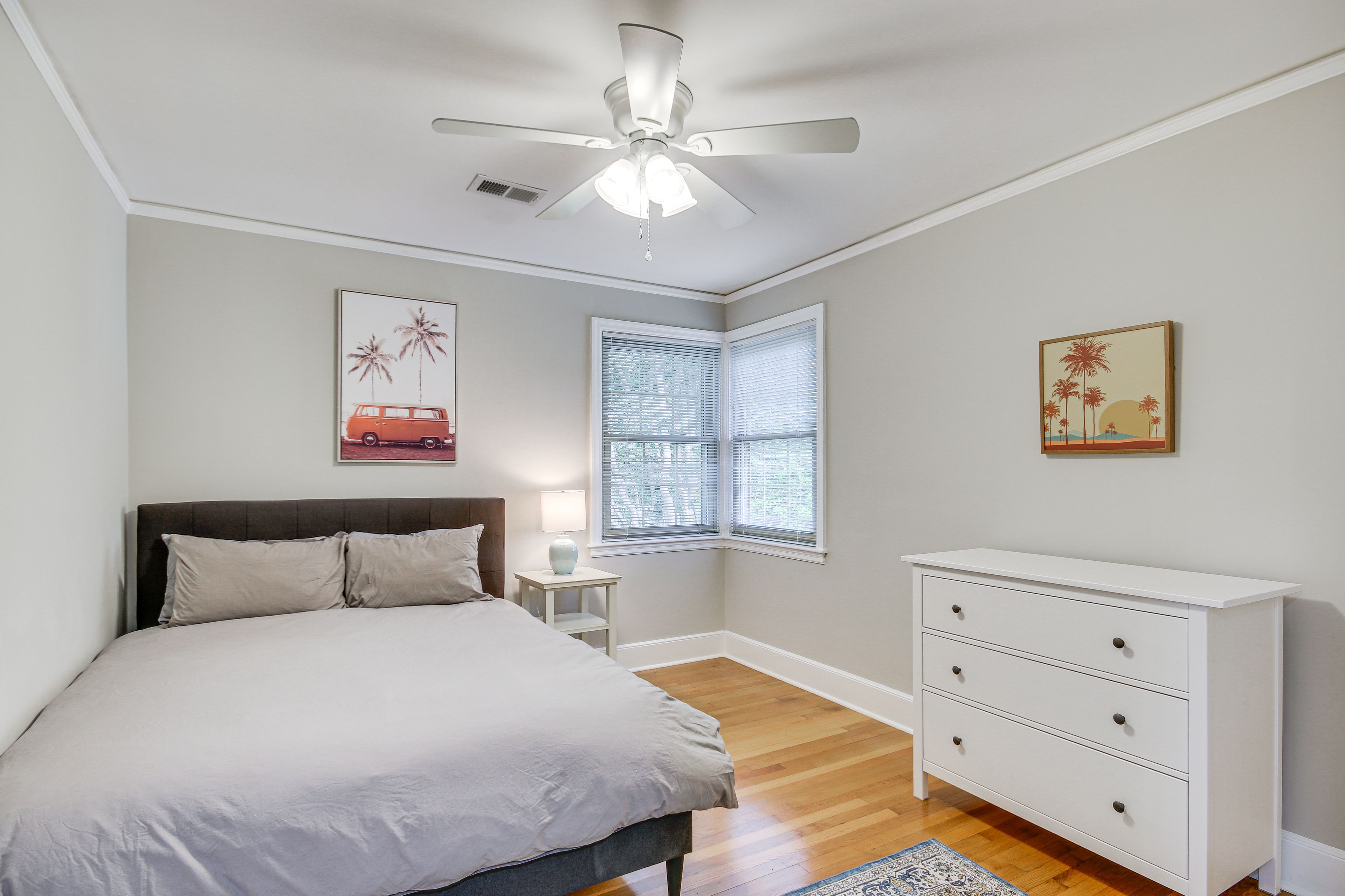 Bedroom 3 | Queen Bed
