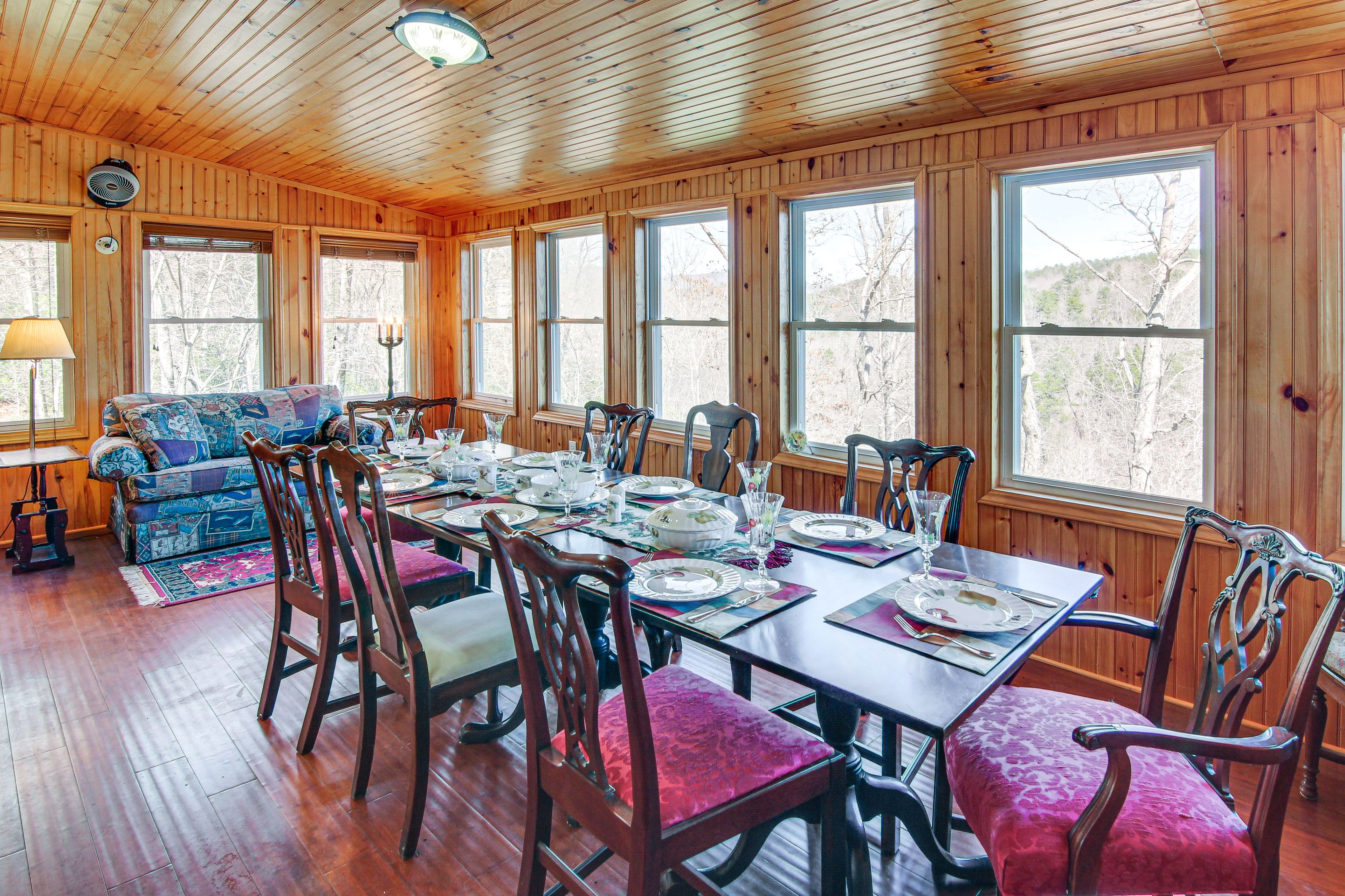 Formal Dining Area | 1st Floor