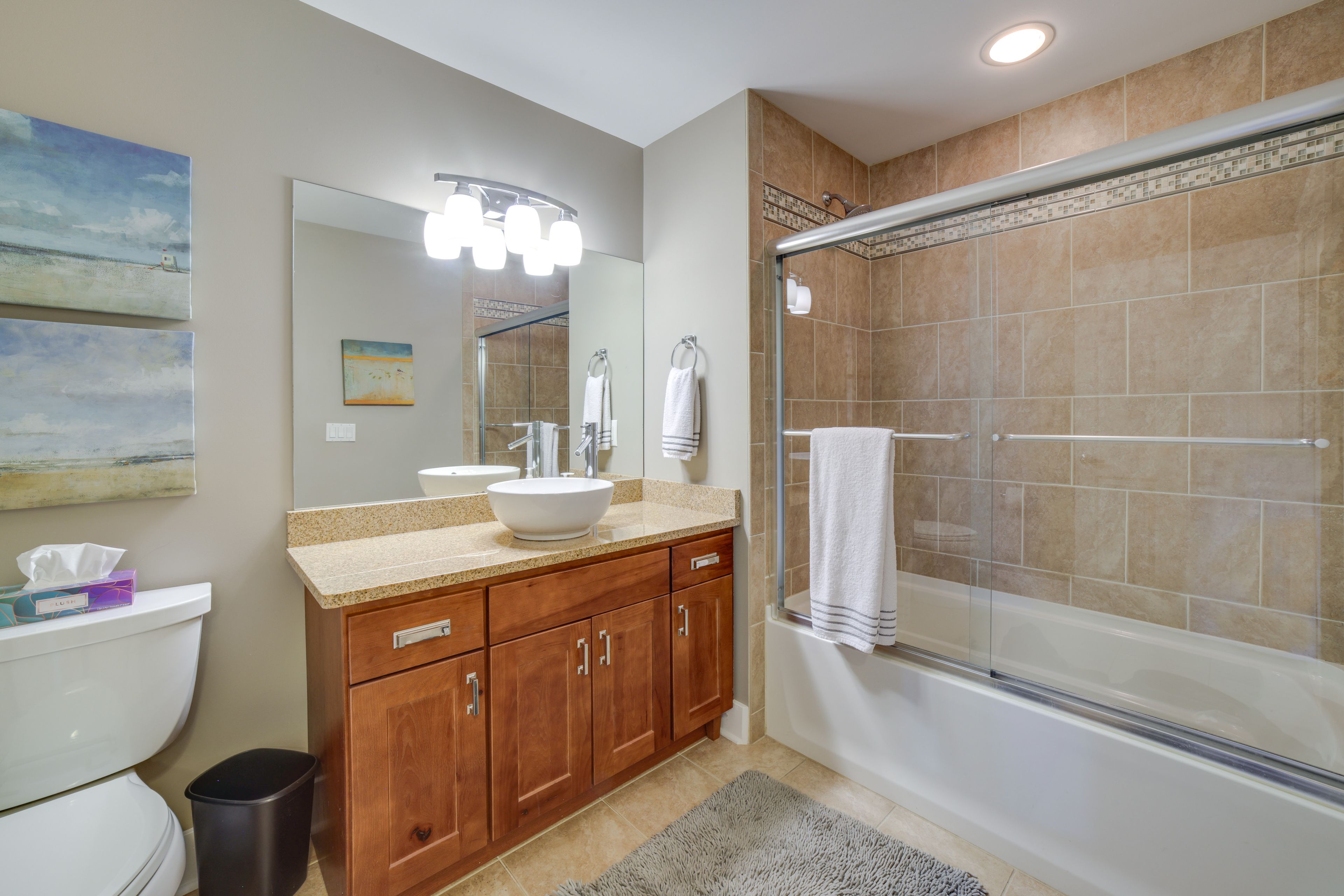 Full Bathroom