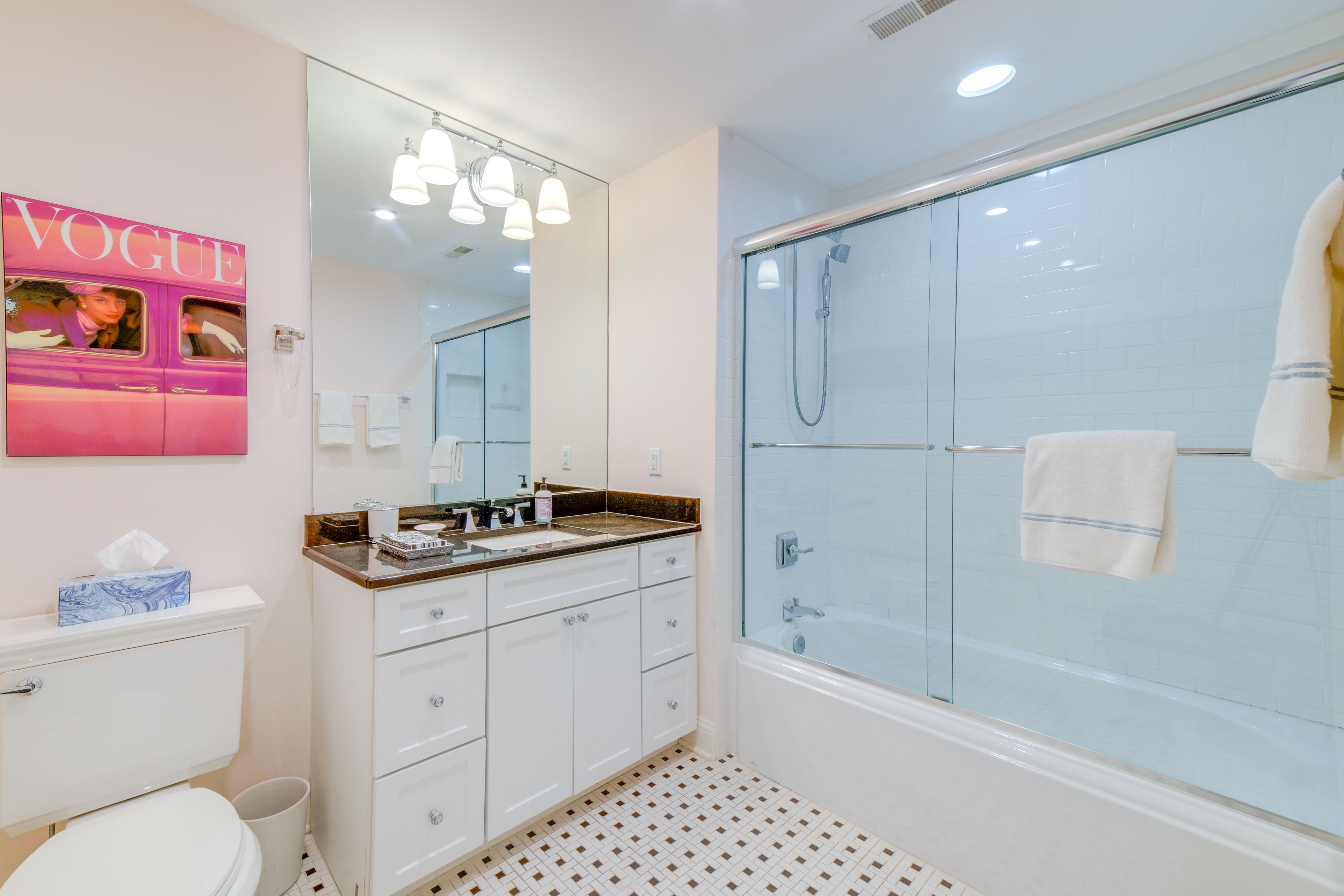 Full Bathroom