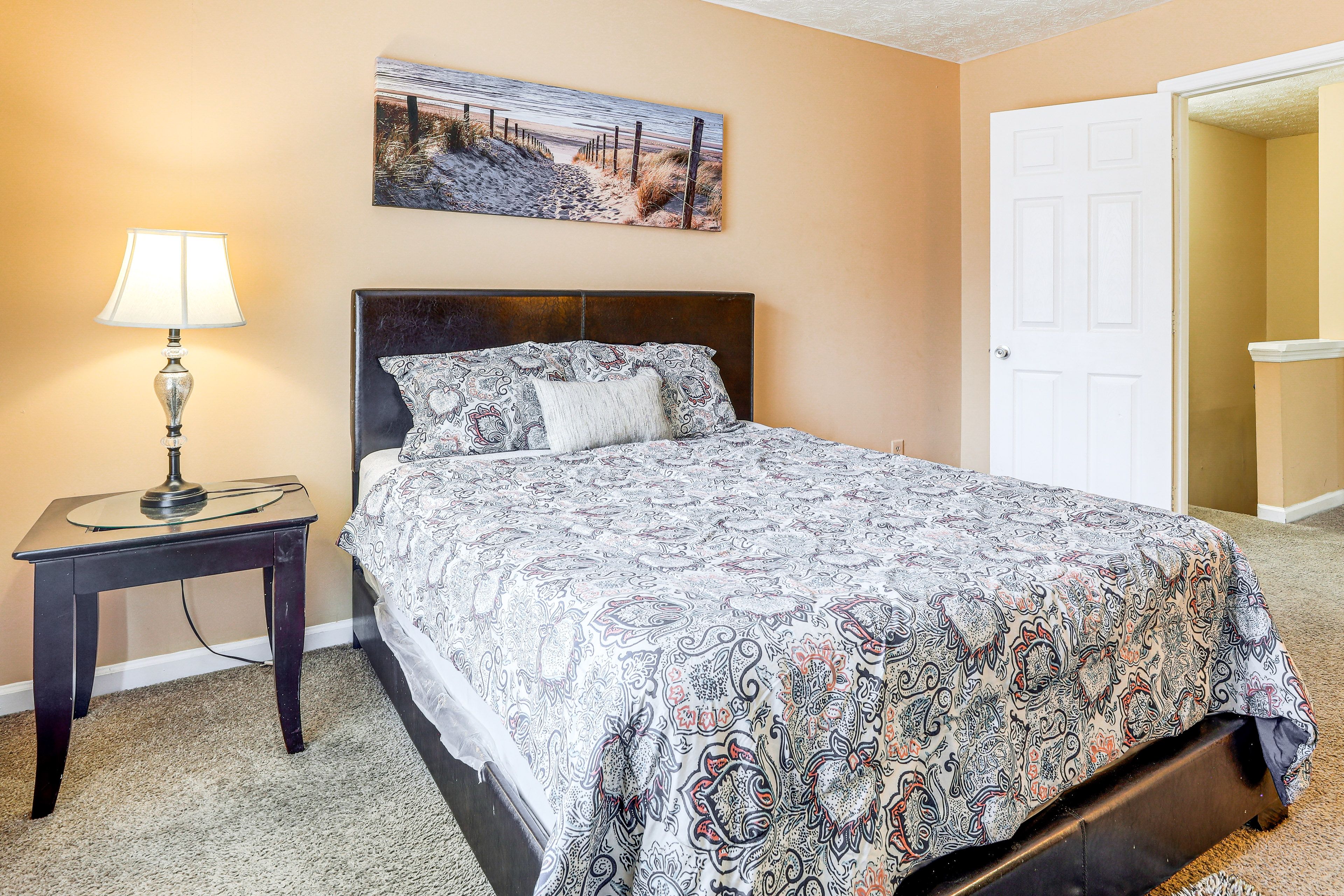 Bedroom 1 | 2nd Floor | Queen Bed | Smart TV | Linens Provided