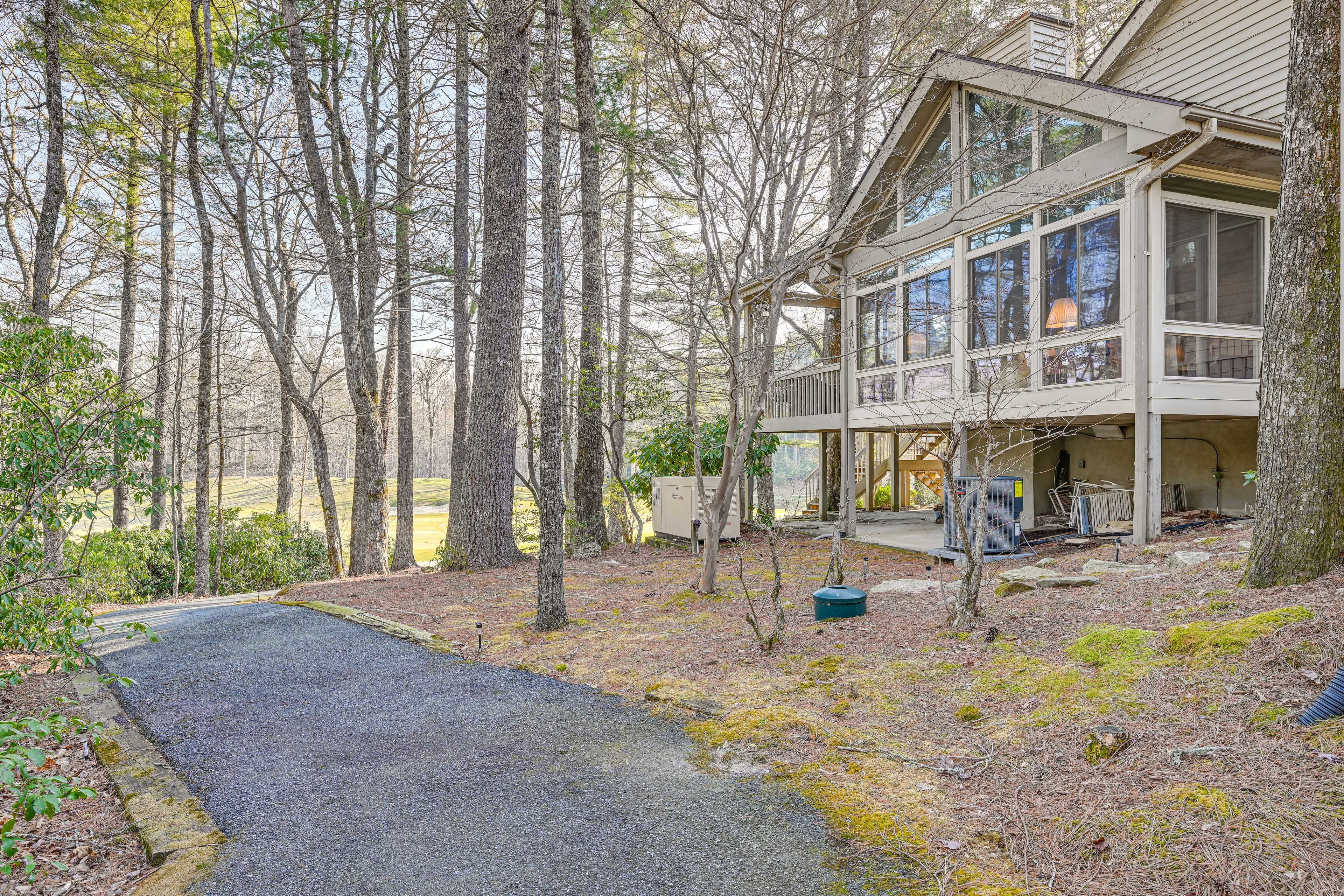 Private Yard | Golf Course View