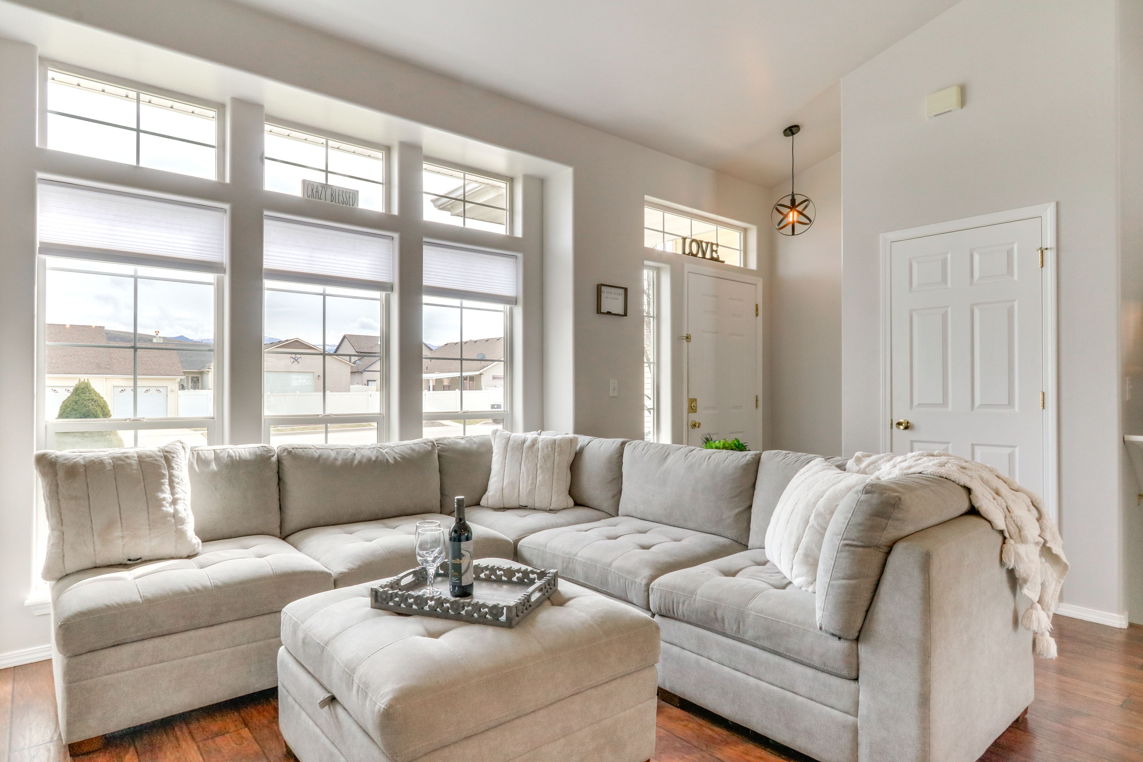 Living Room | Main Level | Smart TV | Free WiFi | Central Heating & A/C