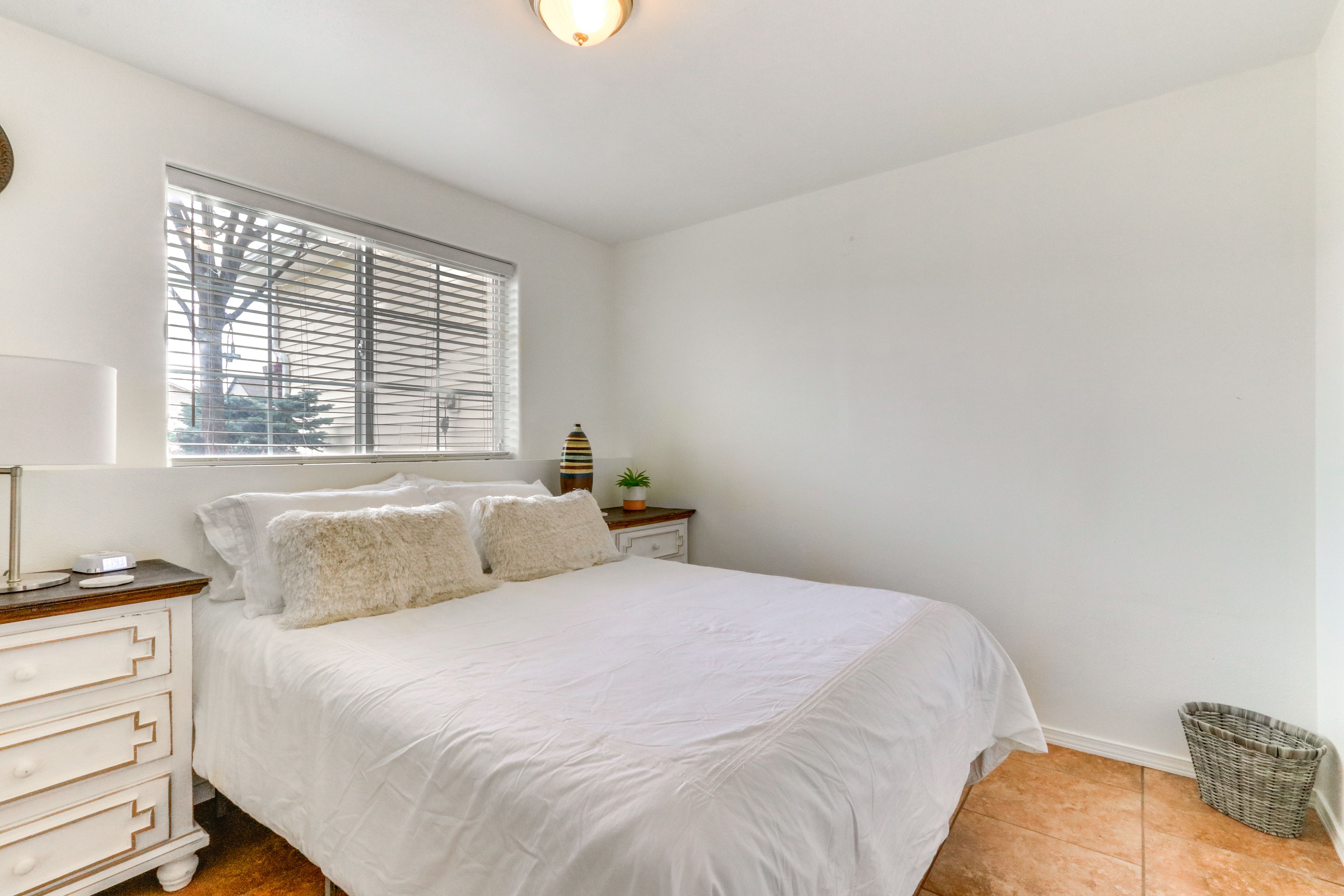 Bedroom 4 | Lower Level | Queen Bed