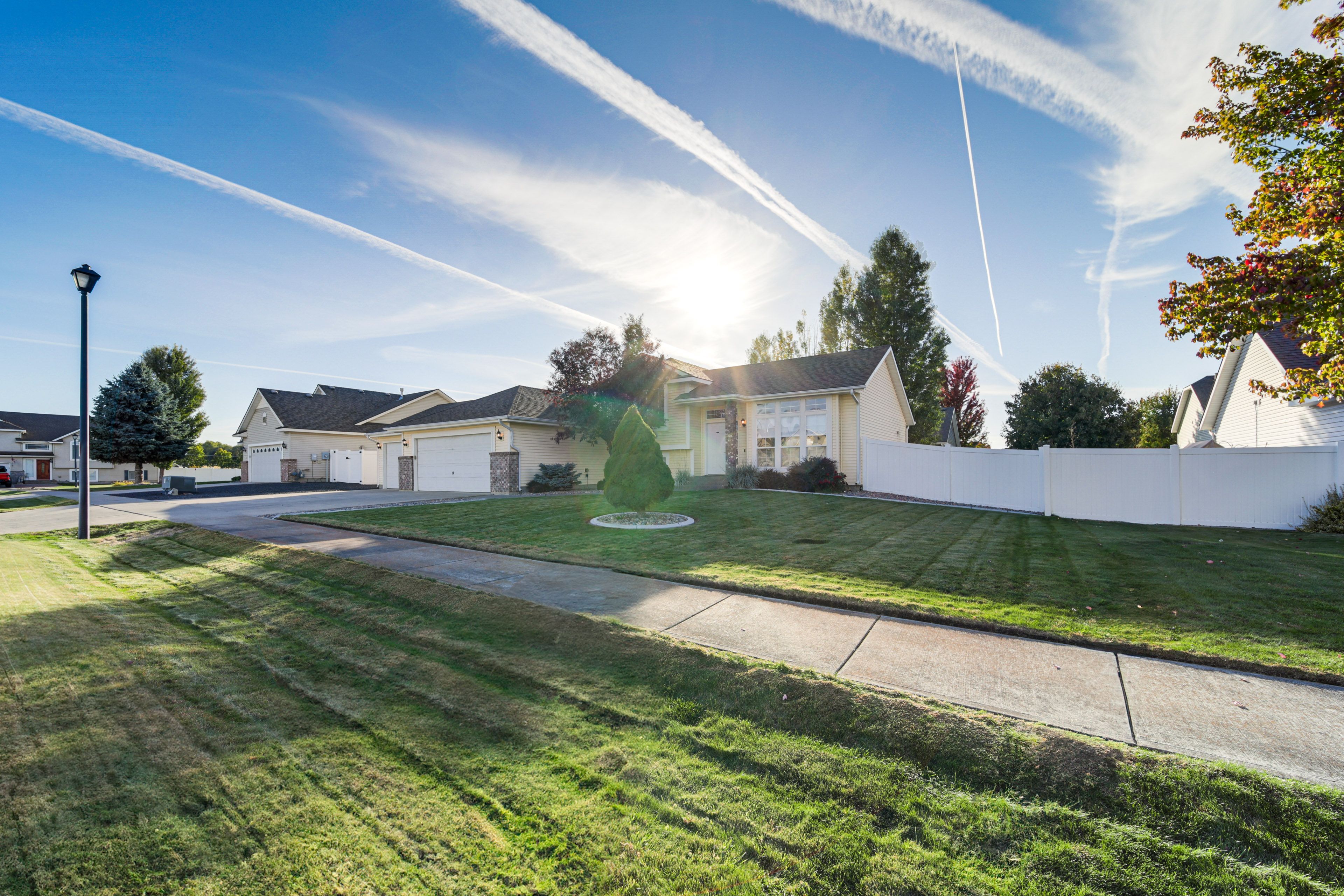 Front Yard | Main Entrance