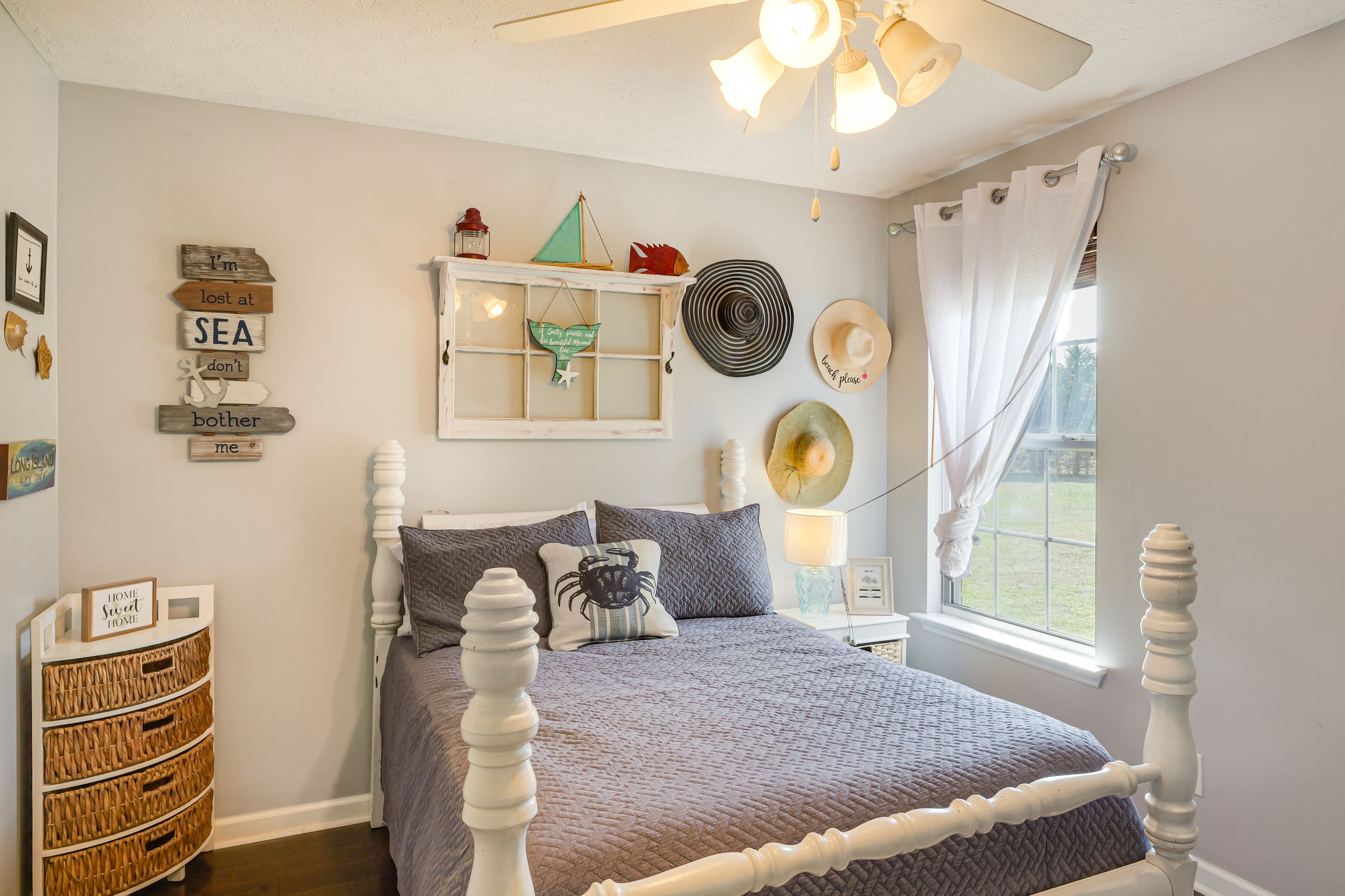 Bedroom 2 | Queen Bed | 1st Floor | Linens Provided