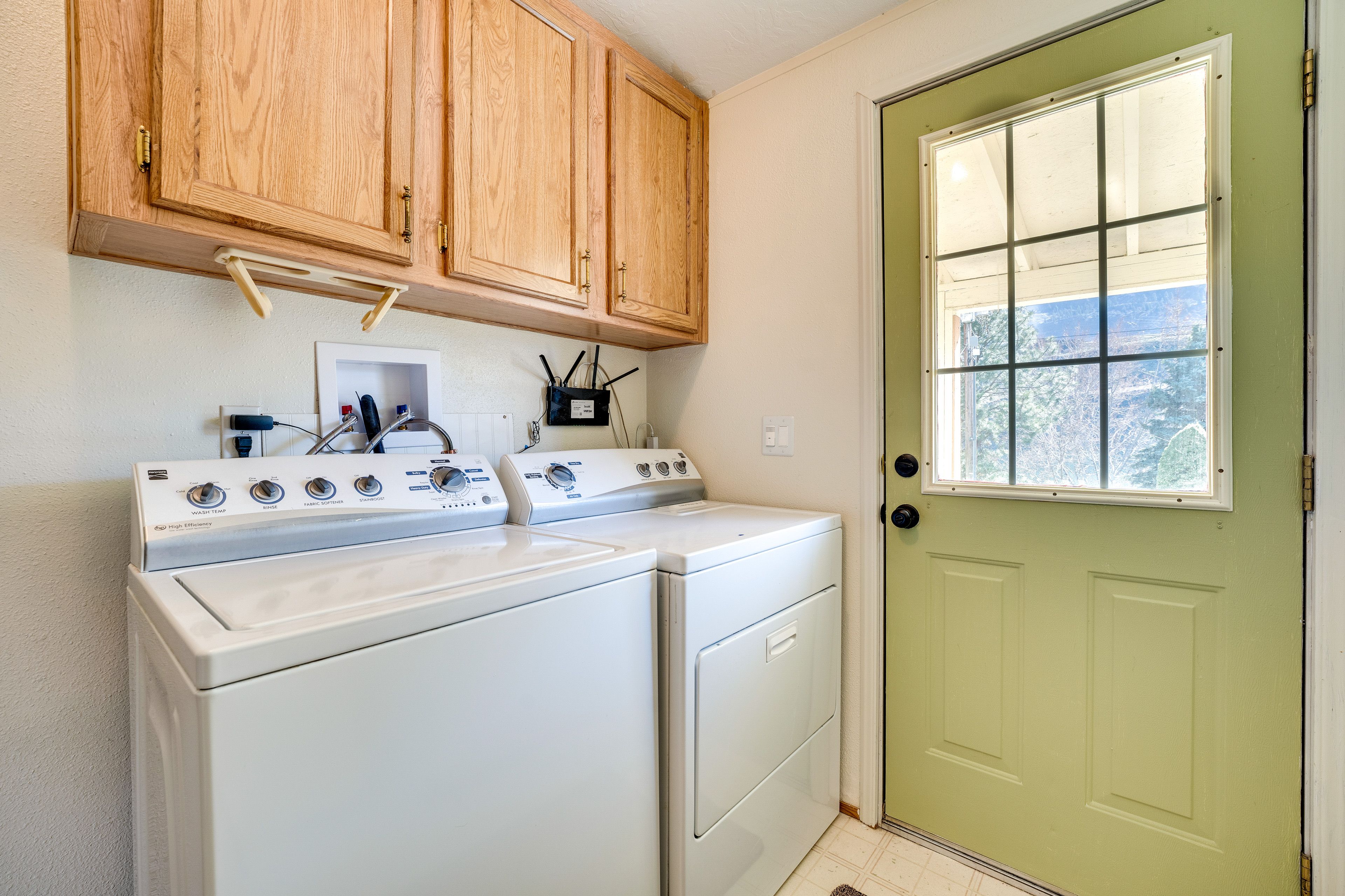 Laundry Area | Detergent Provided