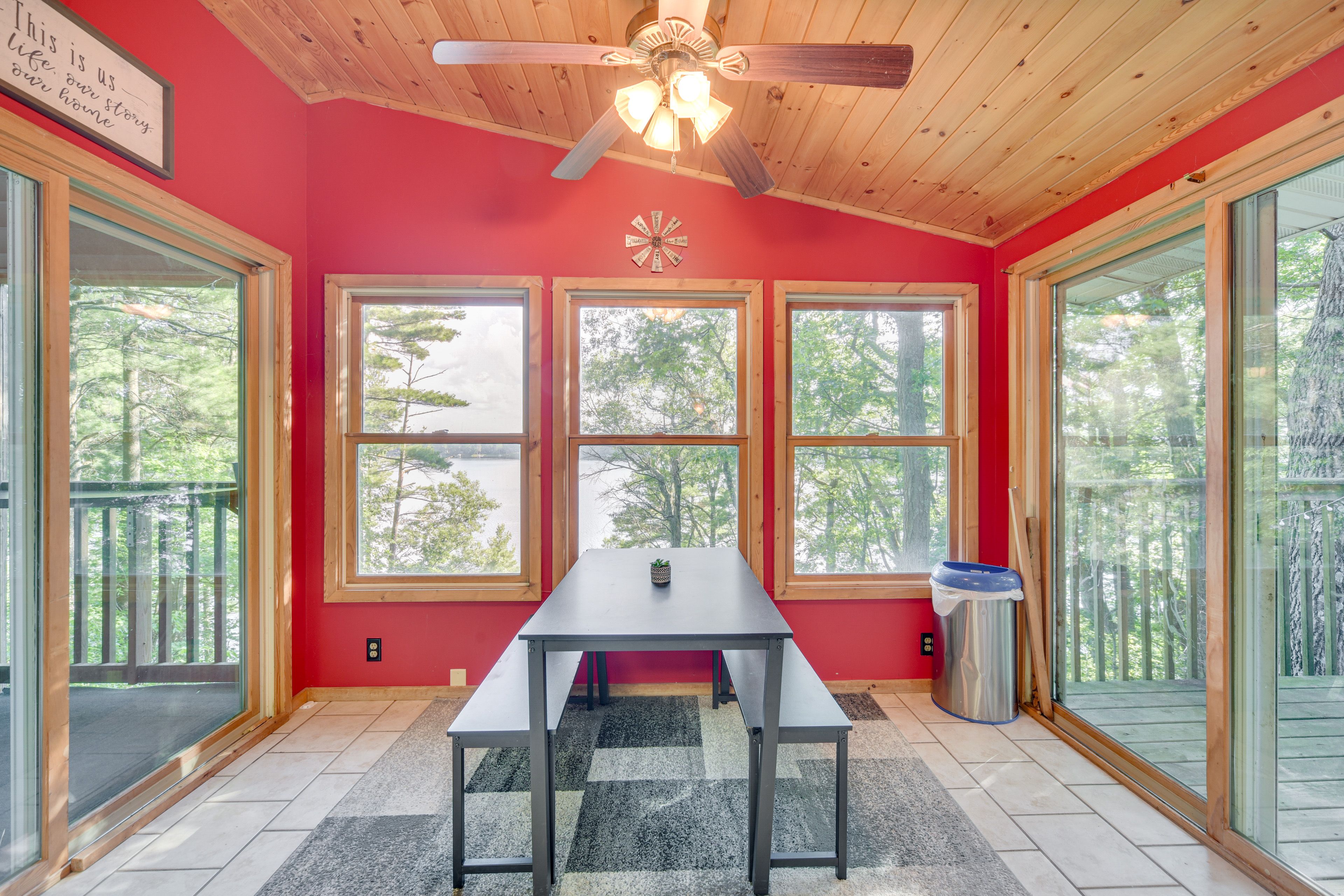 Dining Area | 1st Floor