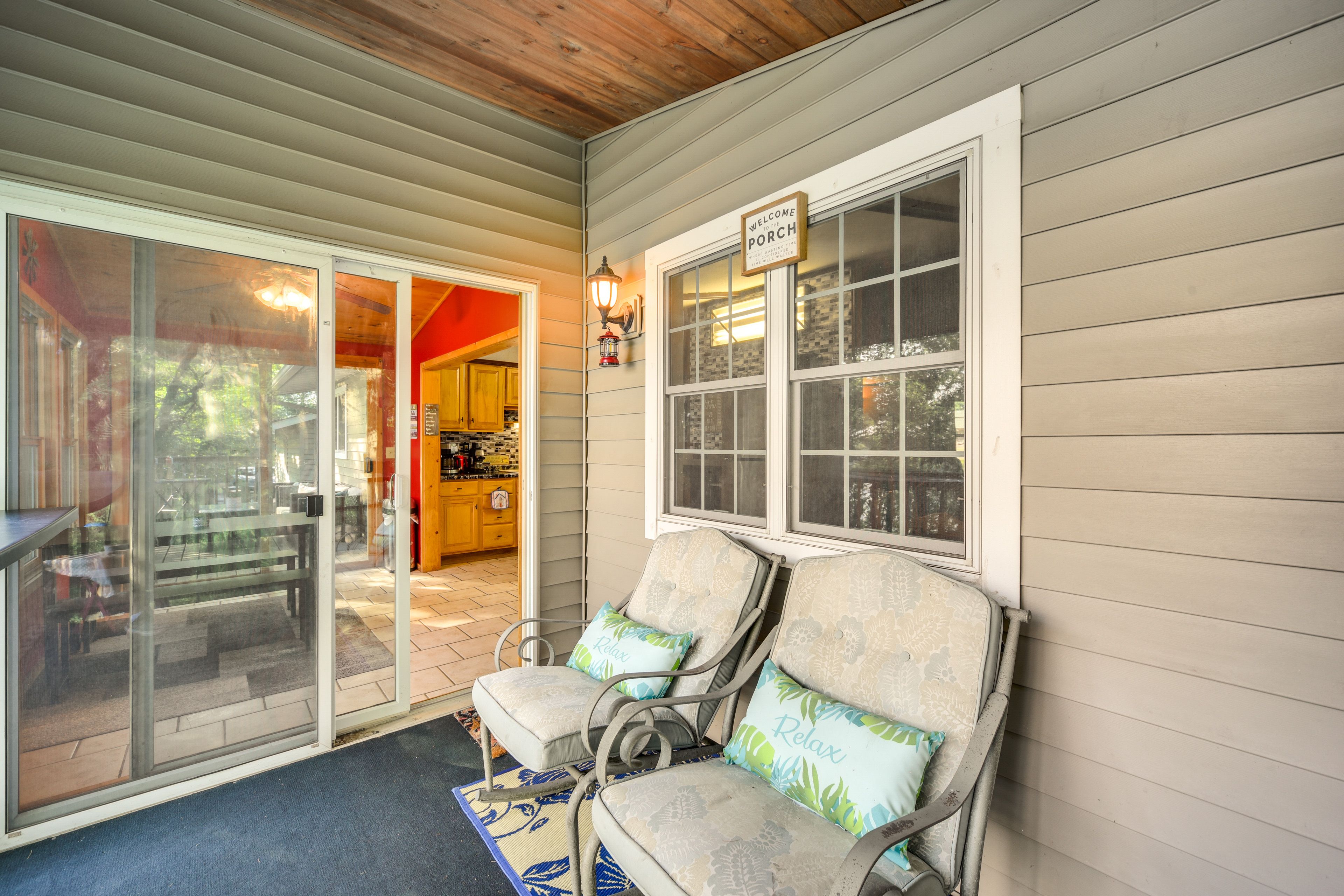 Porch | Outdoor Seating | 1st Floor