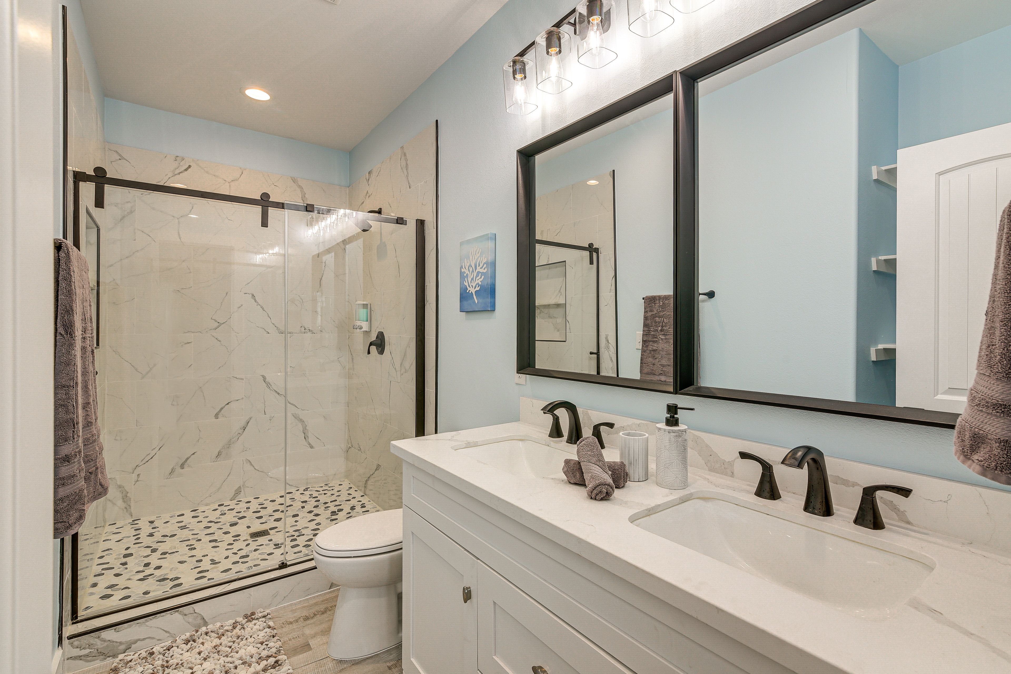 En-Suite Bathroom