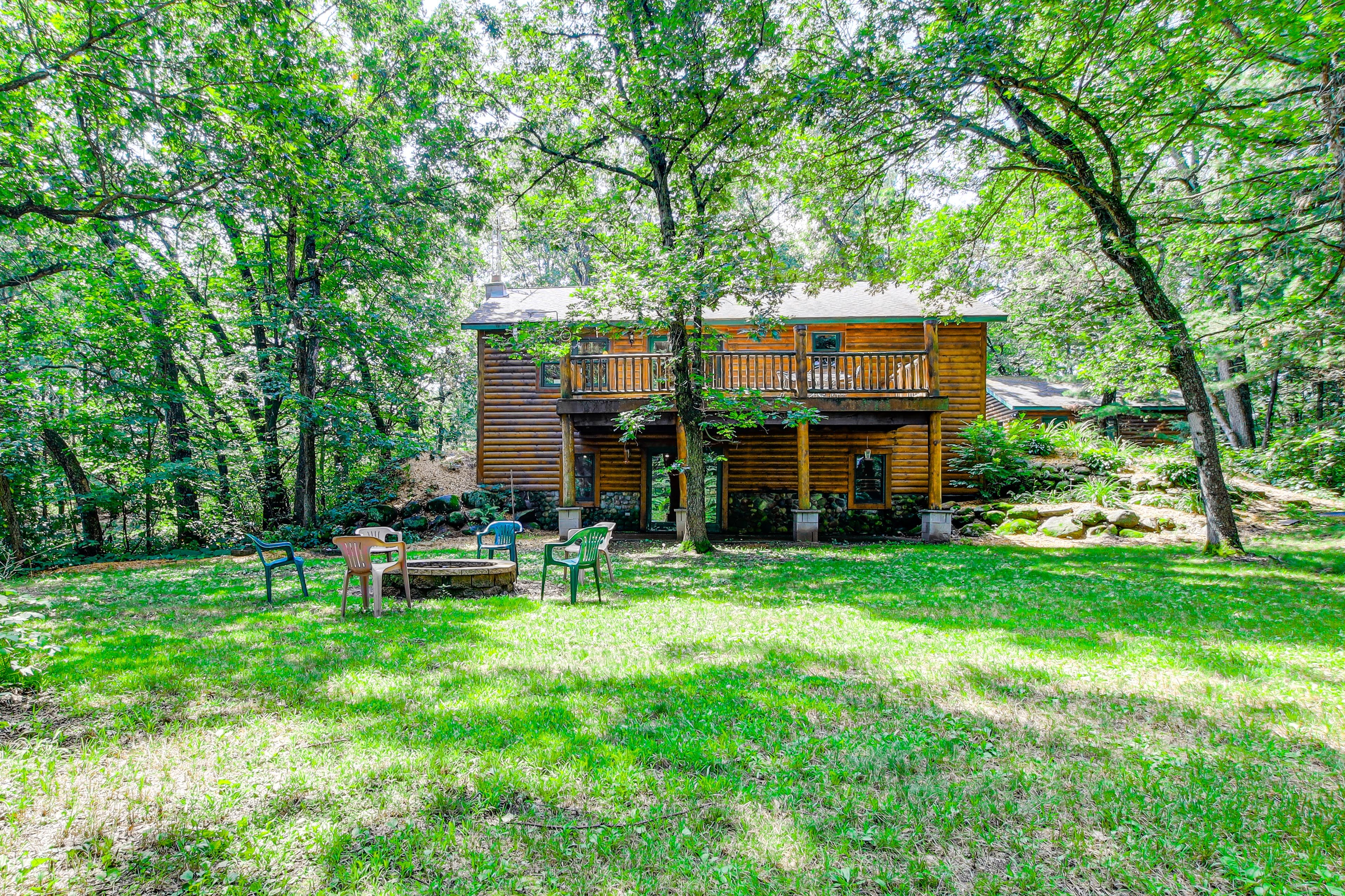 Fire Pit | Private Yard w/ Games