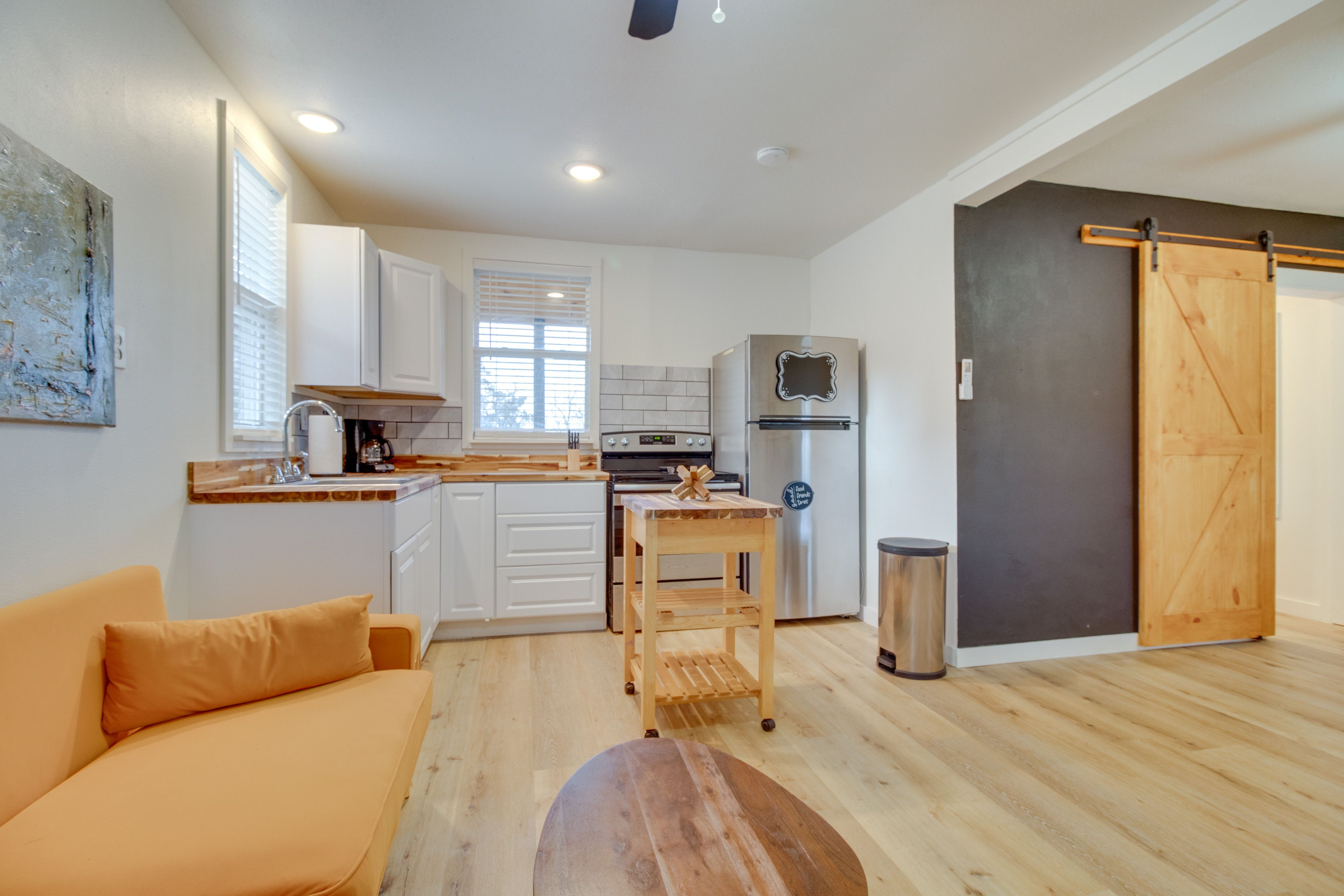 Kitchen | Stove/Oven | Refrigerator | Drip Coffee Maker