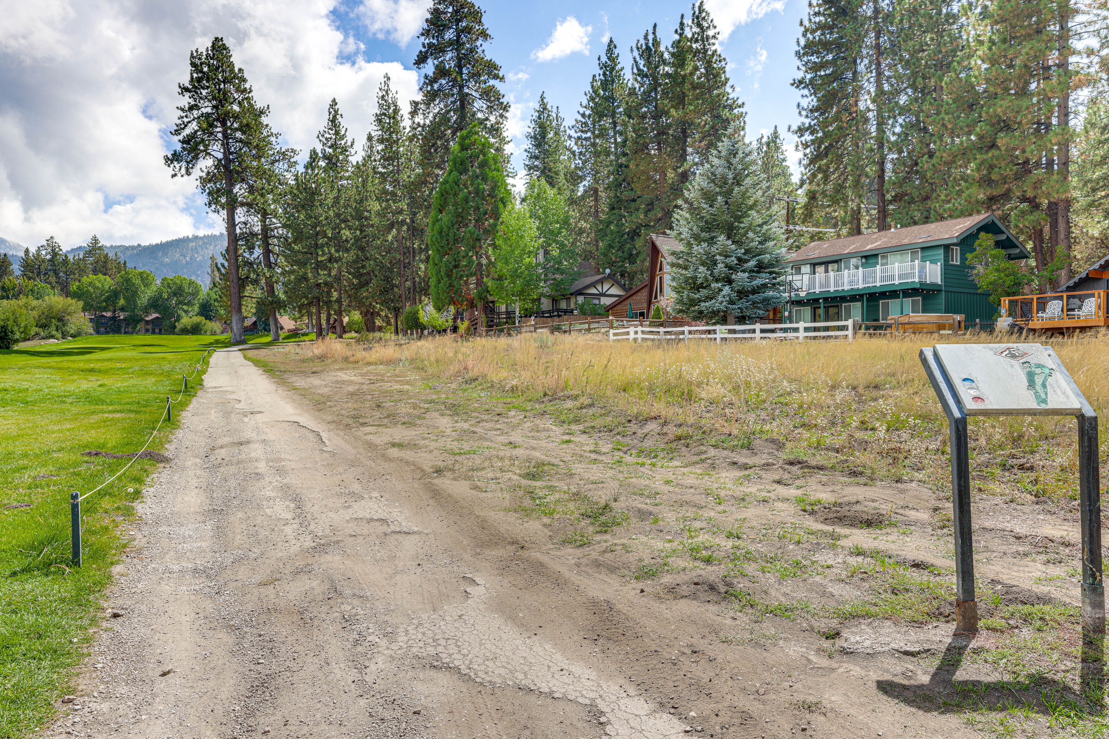 Property Views | Bear Mountain Golf Course