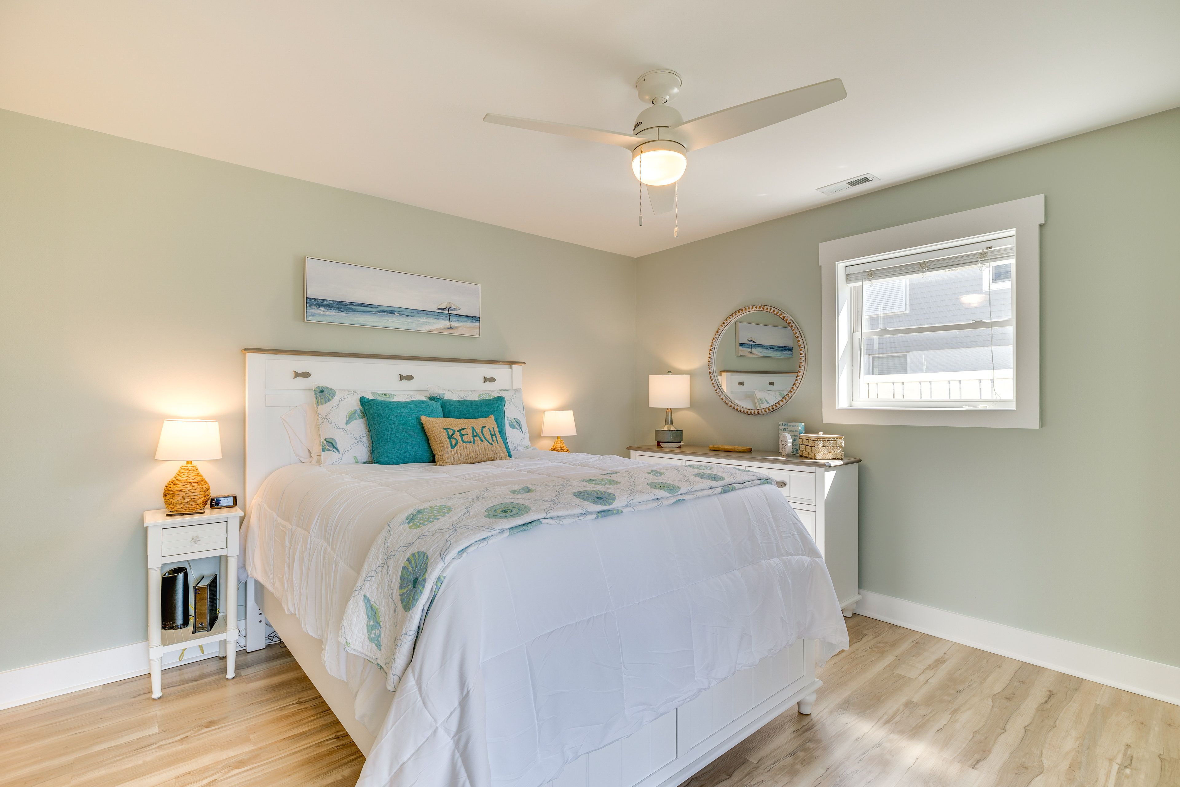 Bedroom 3 | Queen Bed | Flat-Screen TV | Access to Patio | 1st Floor