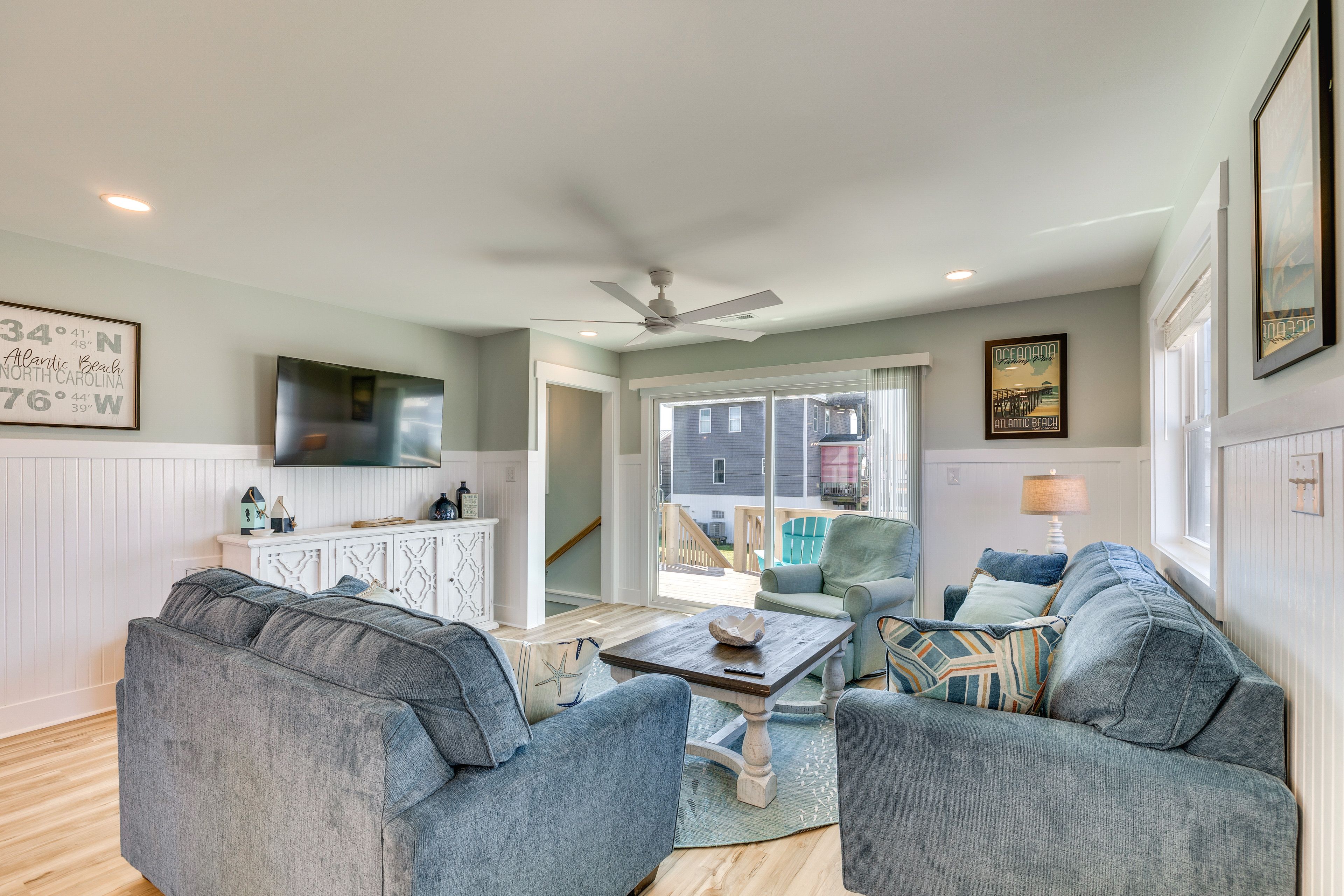 Atlantic Beach Vacation Rental | 4BR | 2BA | 1,620 Sq Ft | Stairs Required