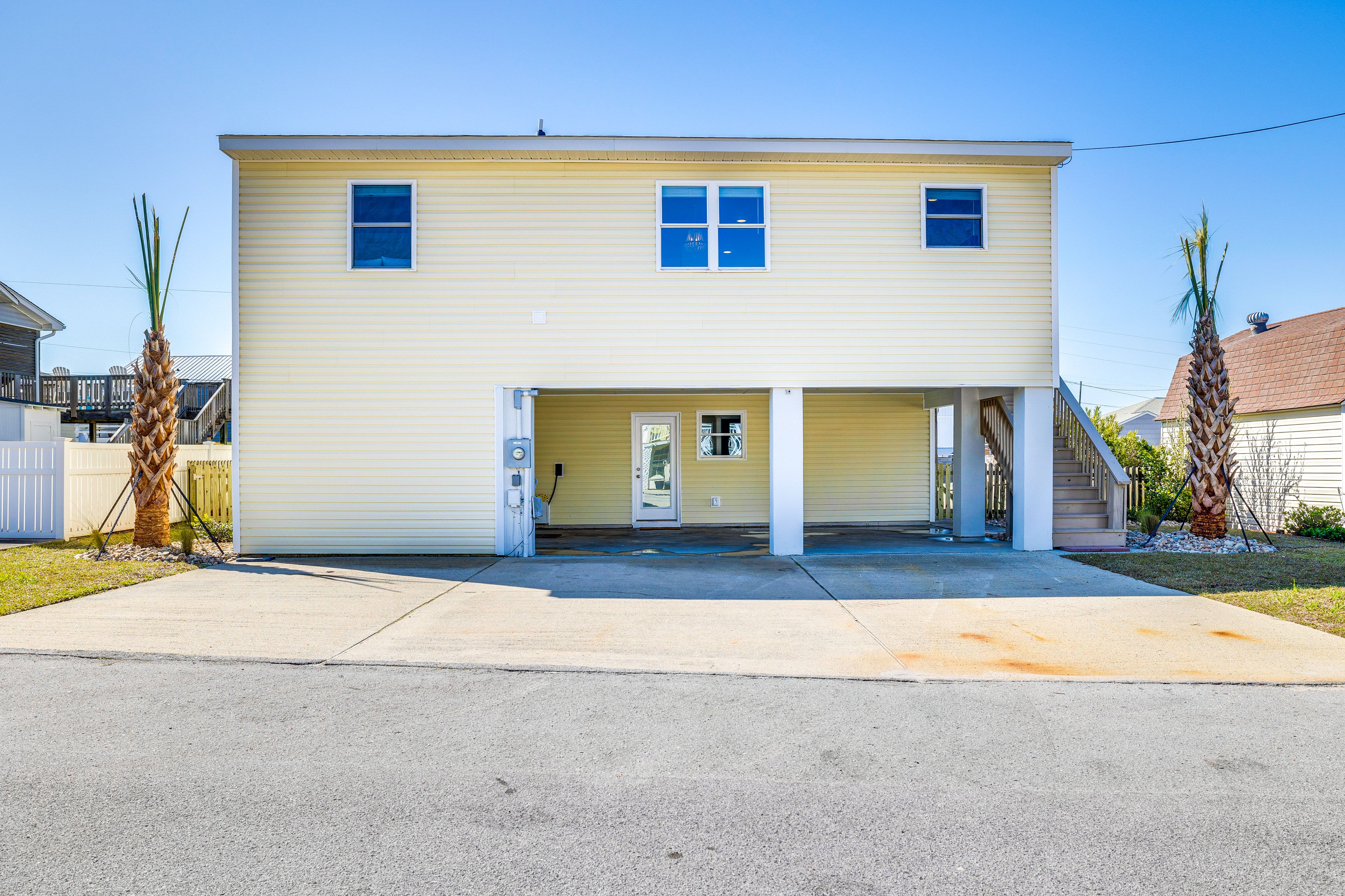 Parking | Carport (2 Vehicles) | Driveway (3 Vehicles)