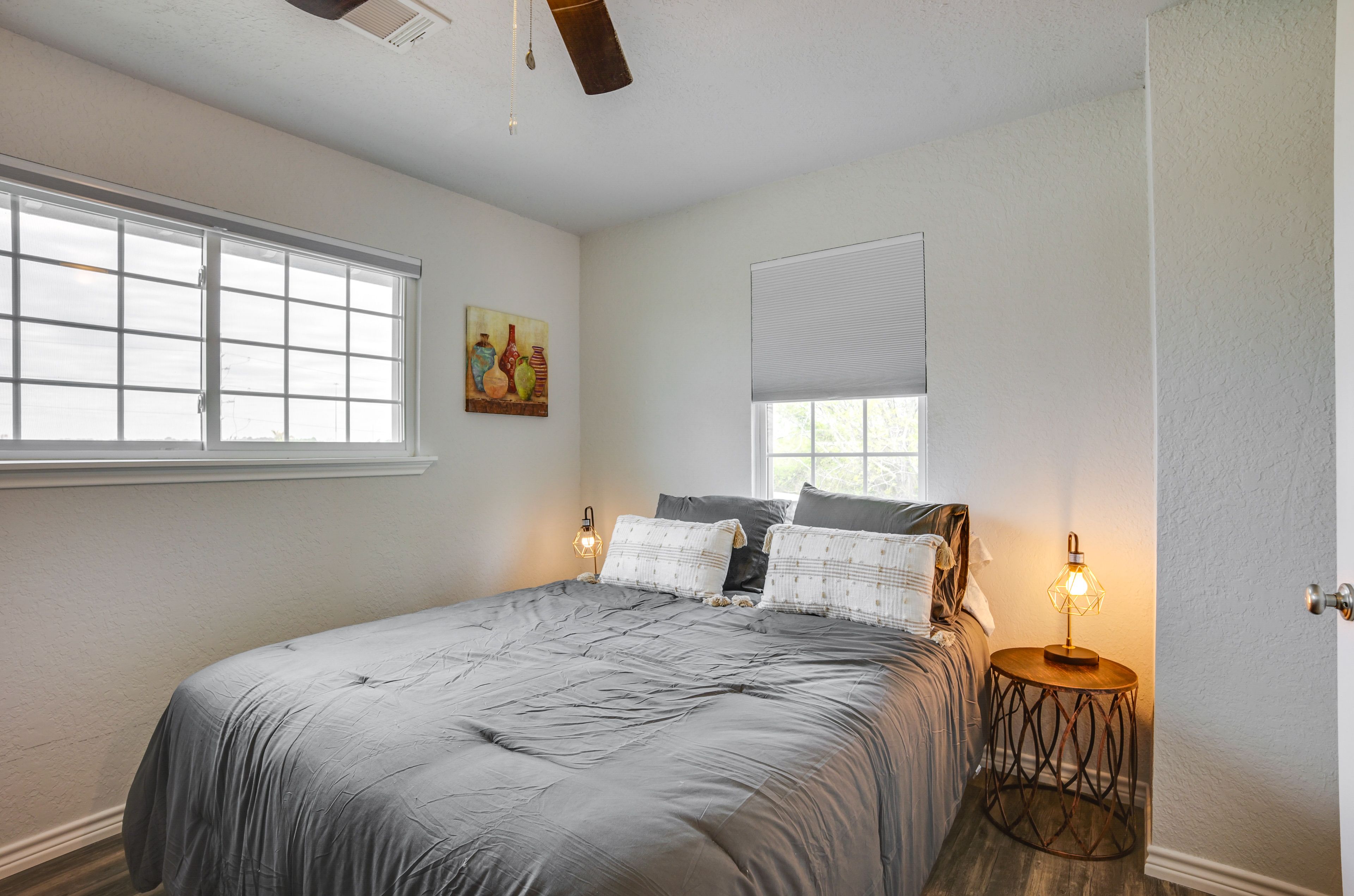 Bedroom 2 | 2nd Floor | Queen Bed | Smart TV