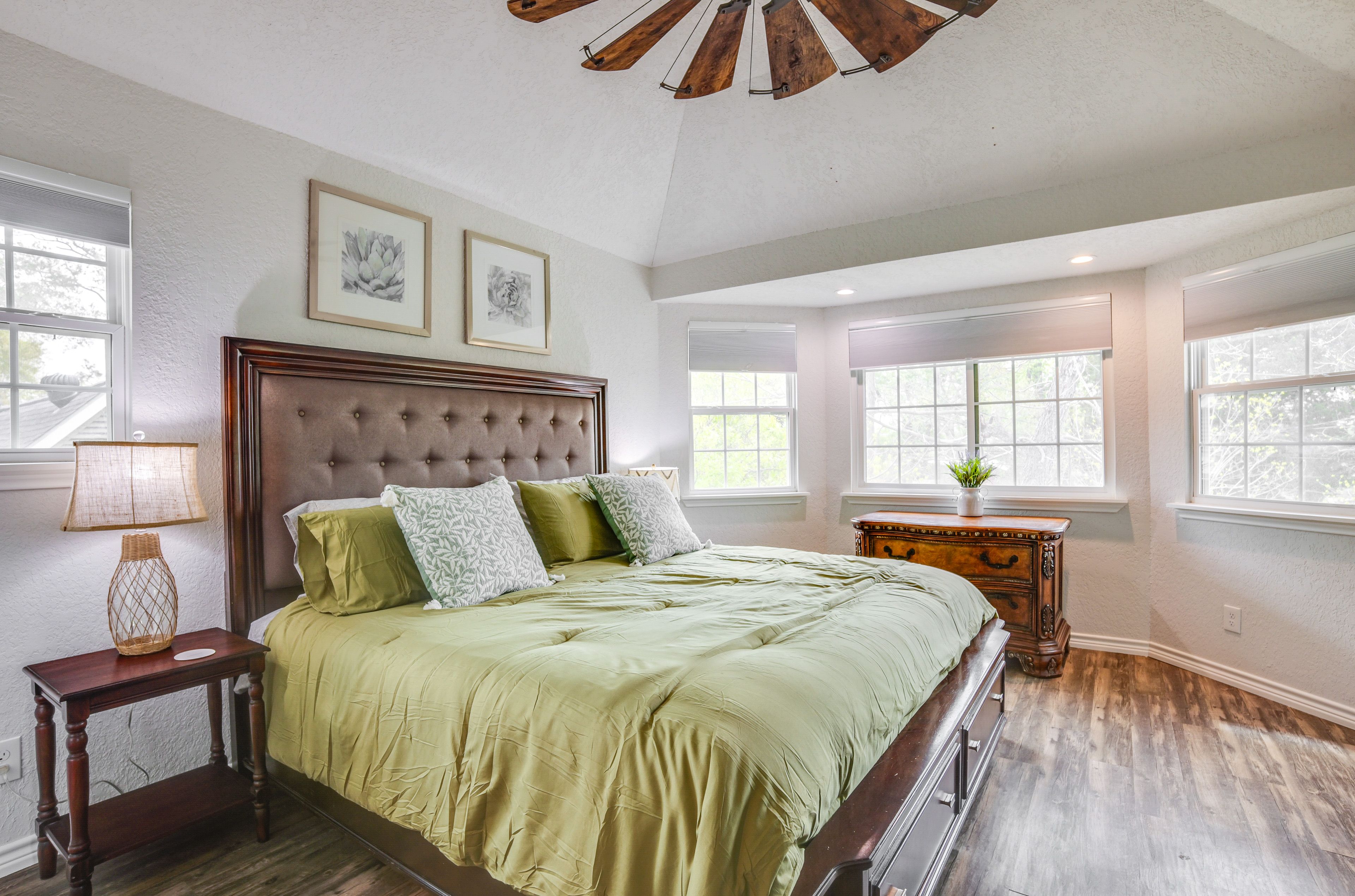 Bedroom 1 | 2nd Floor | King Bed | Linens Provided | Smart TV