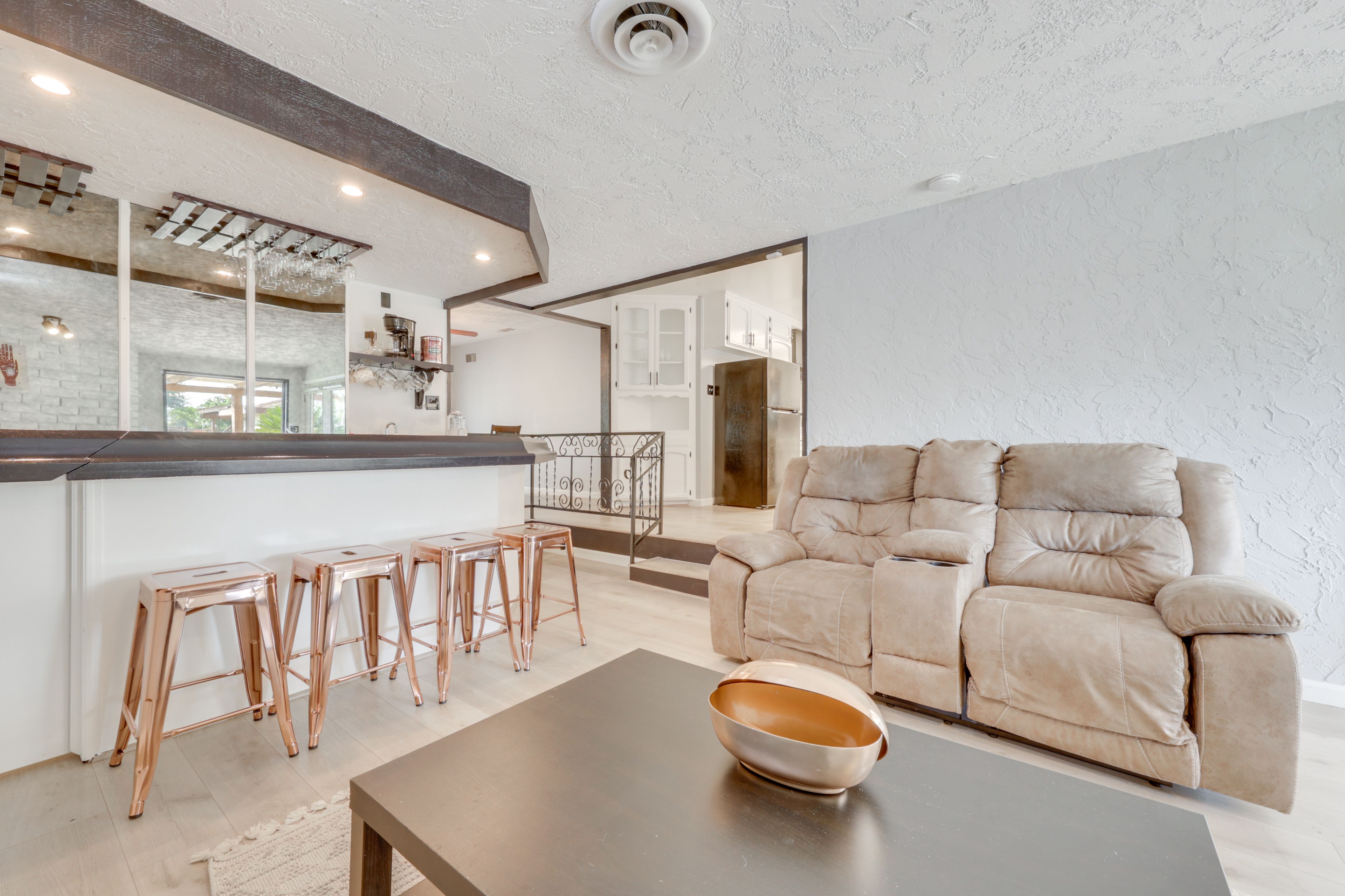 Living Room | Fireplace