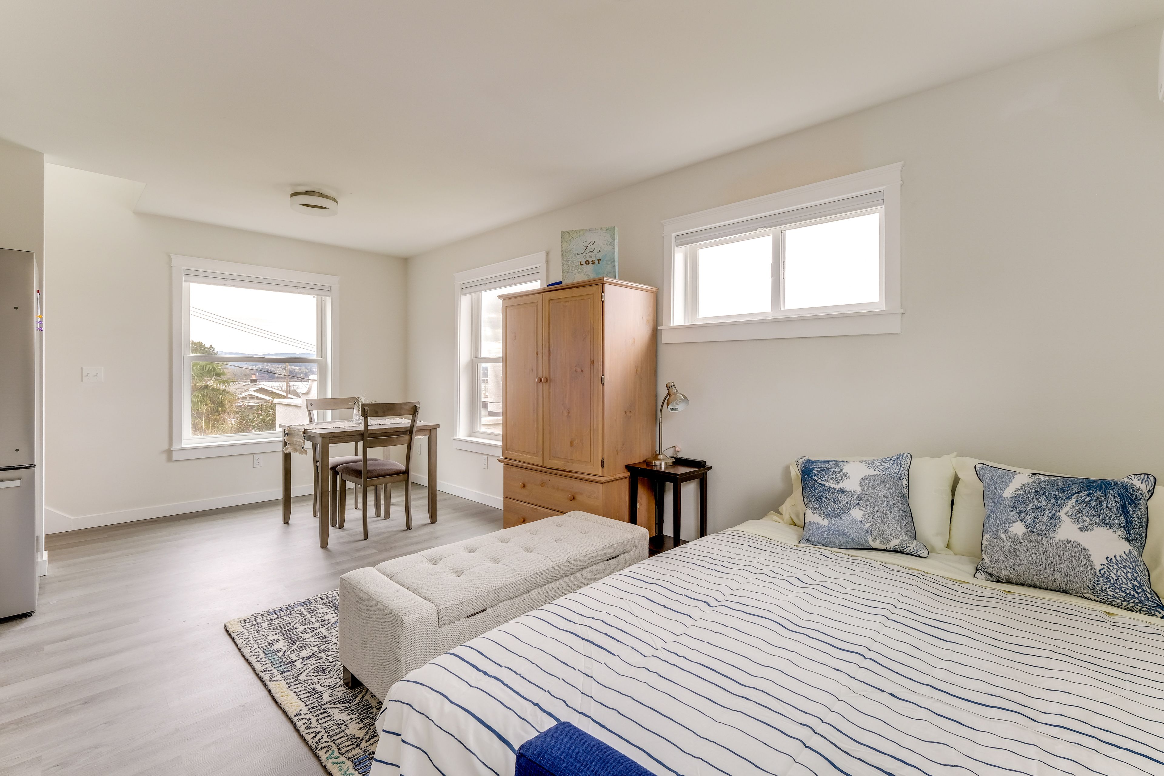 Studio | Living Area | Queen Sleeper Sofa | 1st Floor
