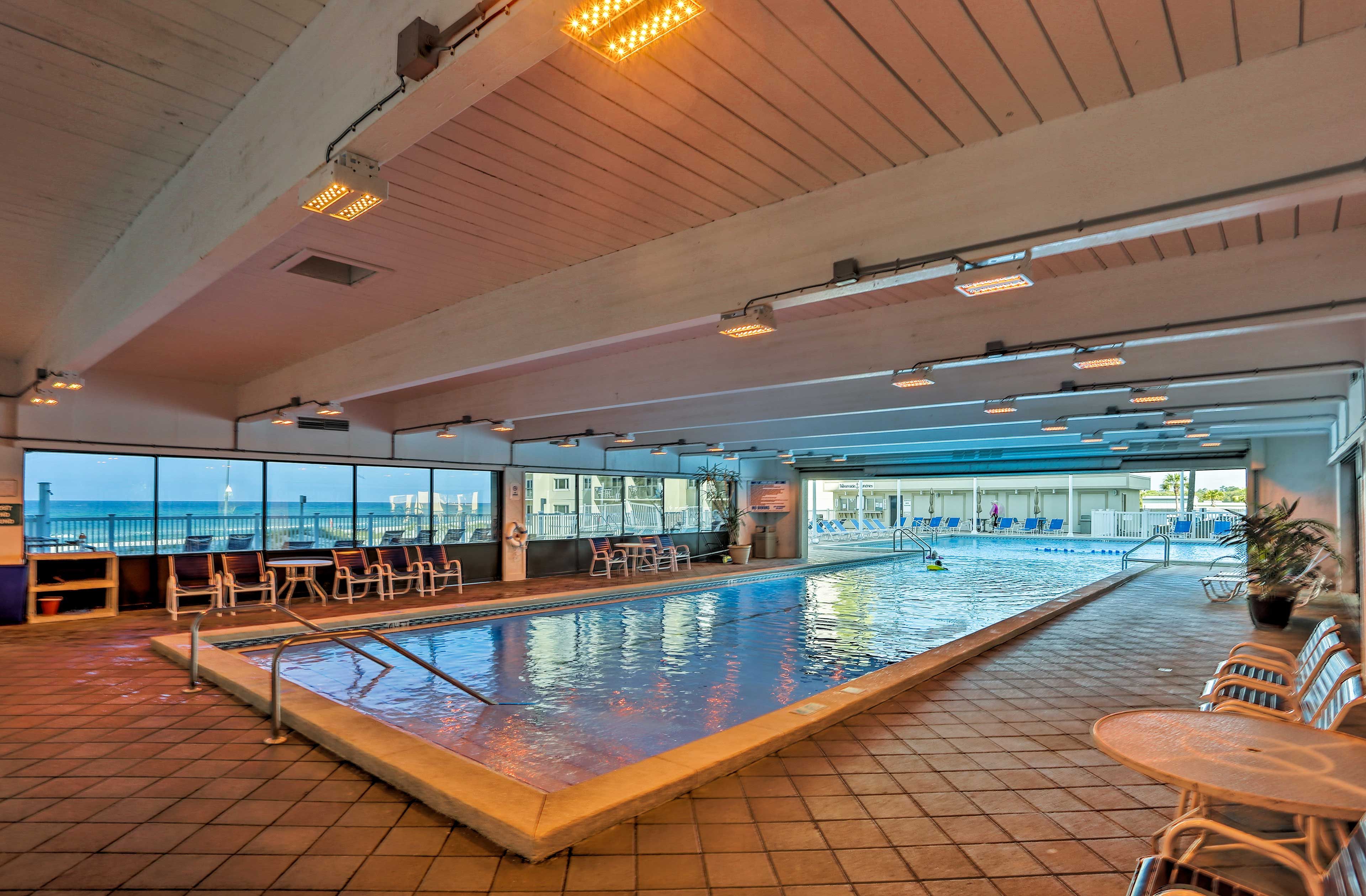 Community Amenities | Indoor/Outdoor Pool