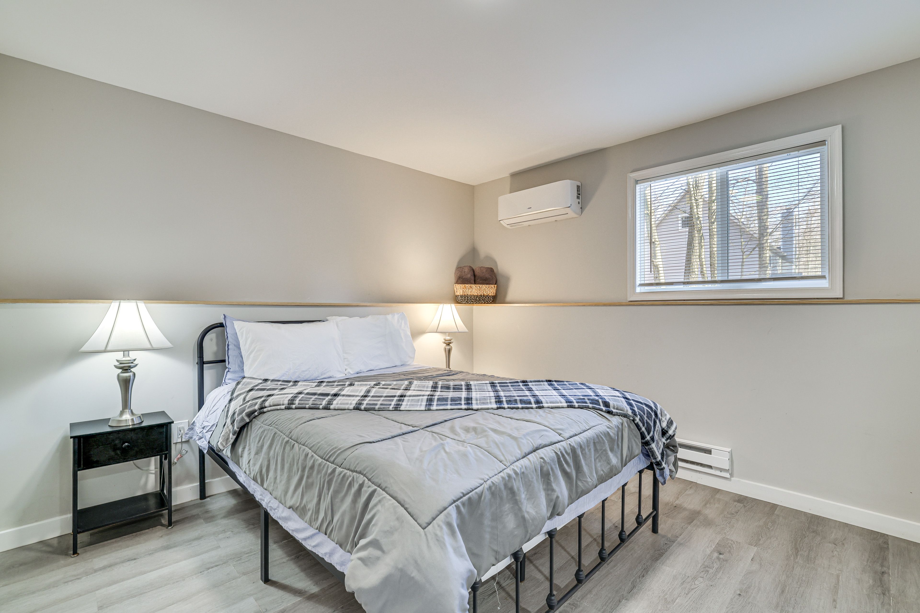Bedroom 2 | Lower Level | Queen Bed