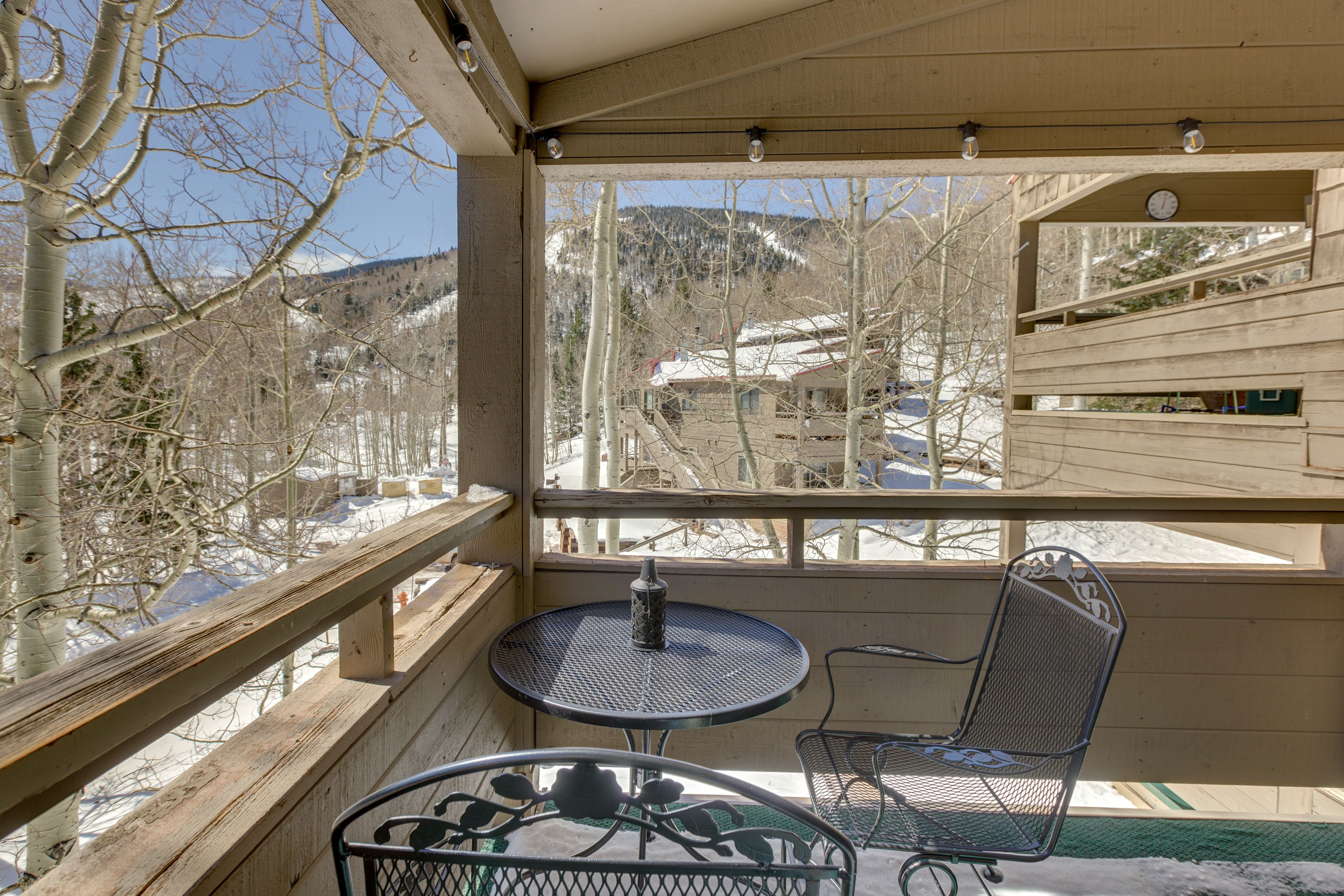 Balcony | Mountain Views