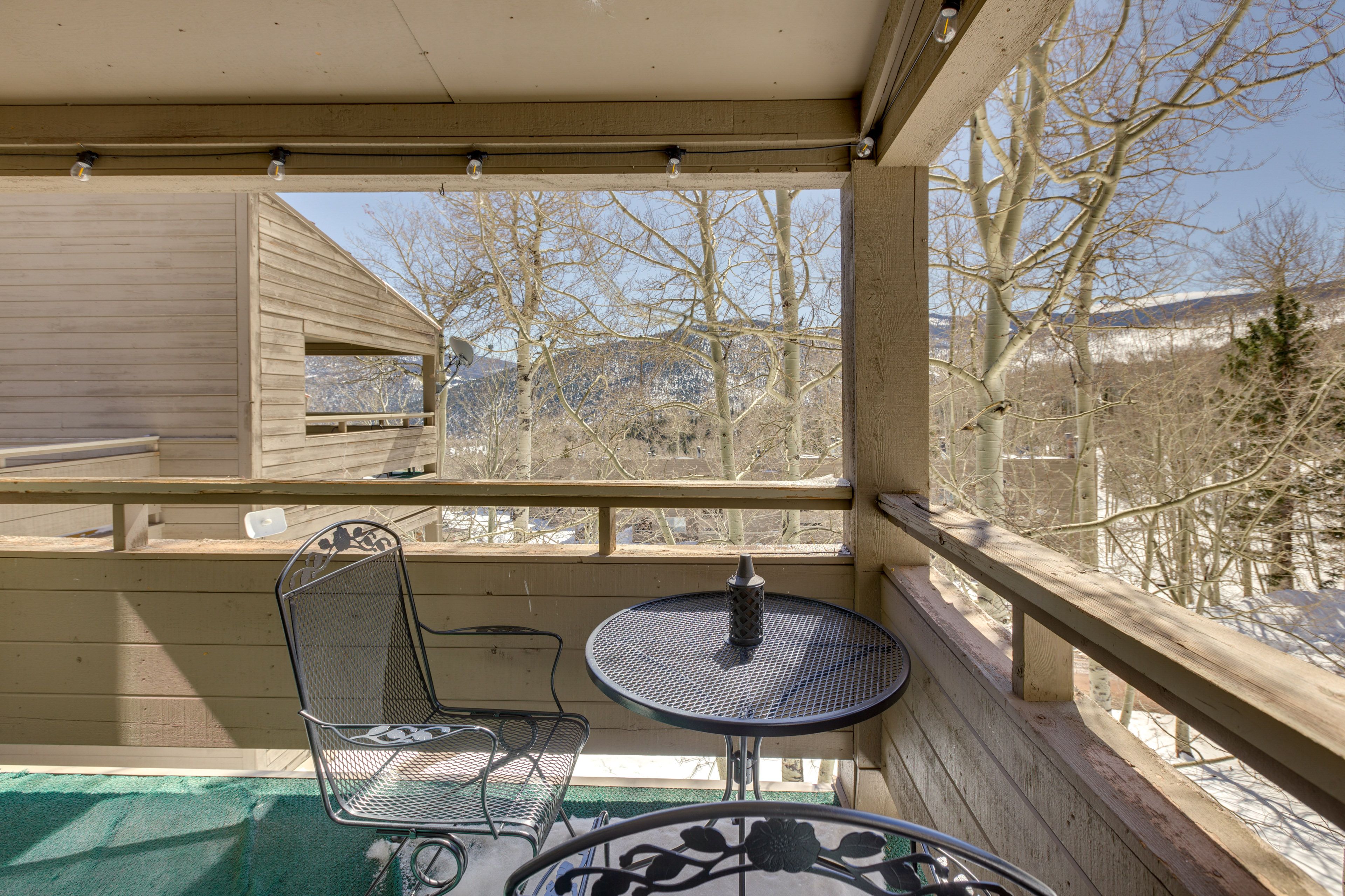 Balcony | Mountain Views