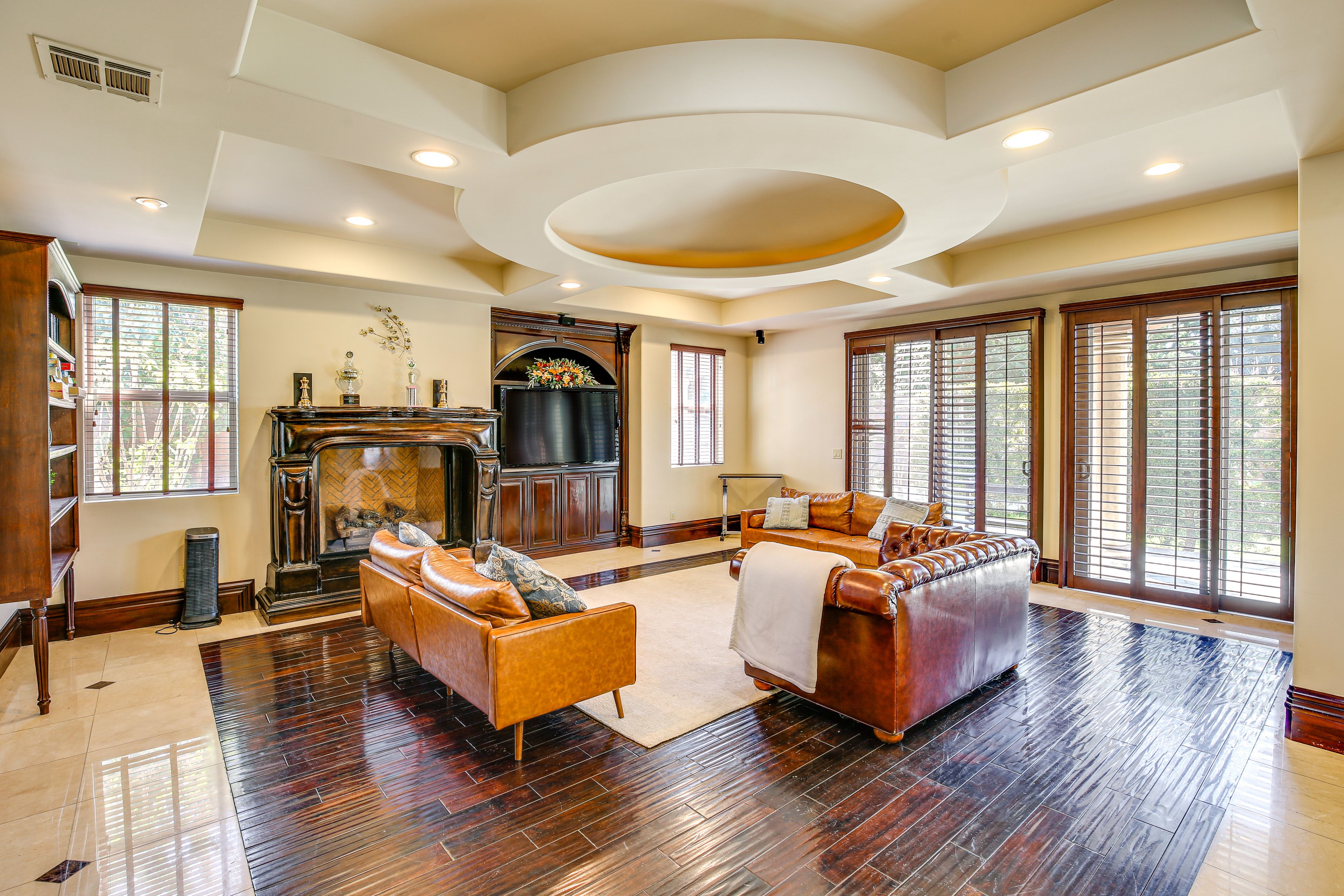 Living Room | Fireplaces | Free WiFi | Smart TVs | 1st Floor
