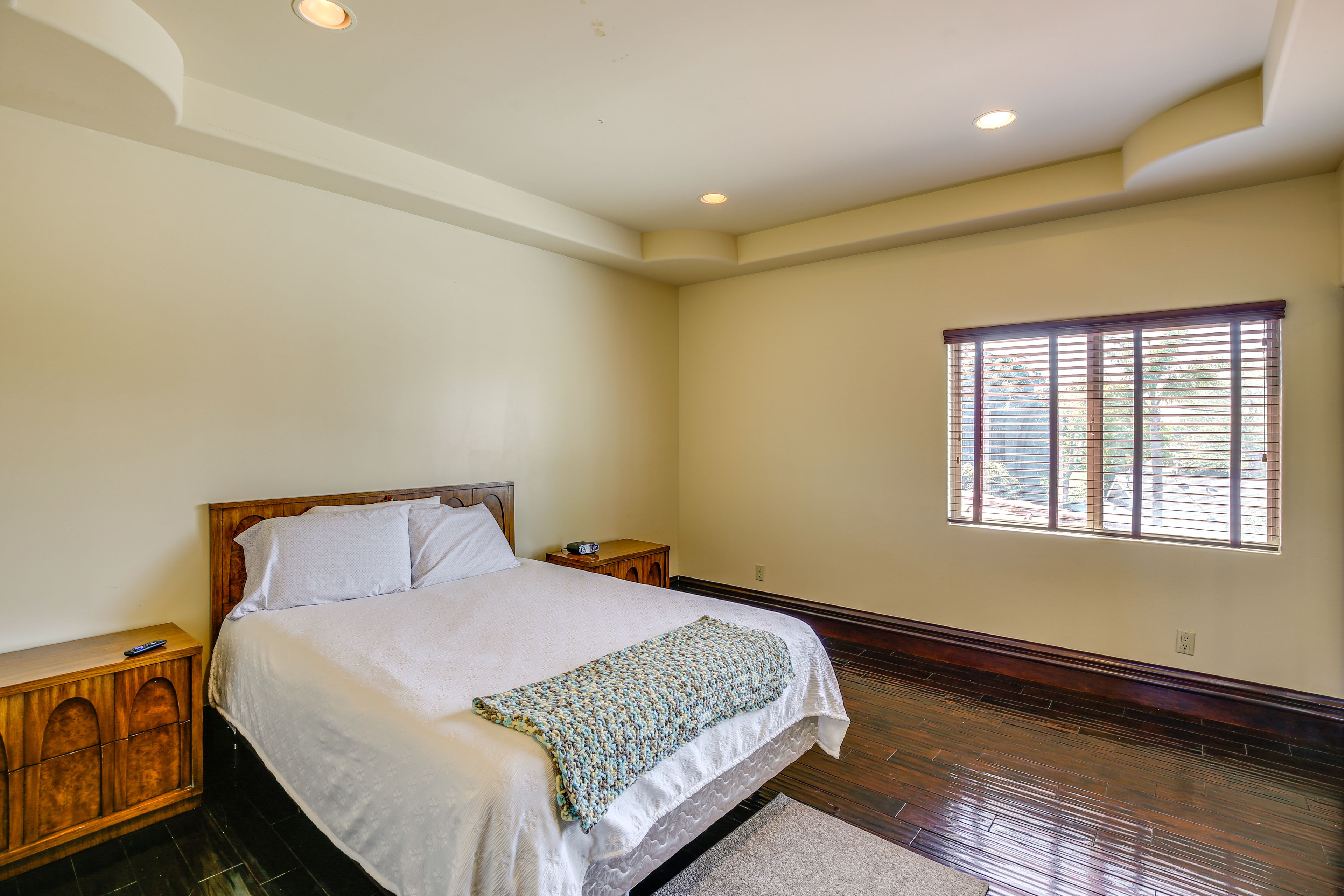 Bedroom 3 | Queen Bed | 2nd Floor