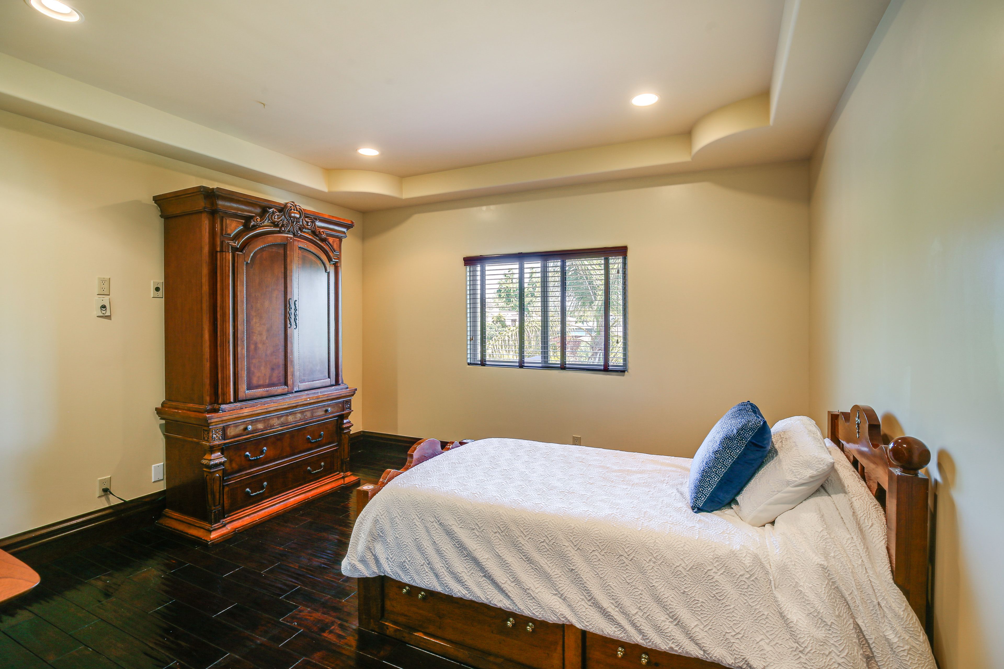 Bedroom 4 | Twin Bed | 2nd Floor